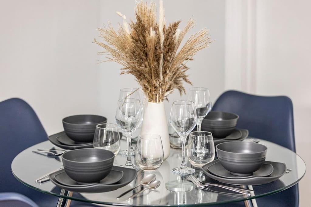 Crystal Palace Stylish Gem Slp 4 Next to Transport