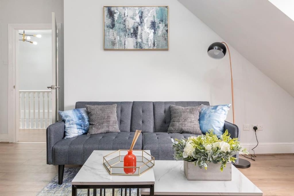 Crystal Palace Stylish Gem Slp 4 Next to Transport