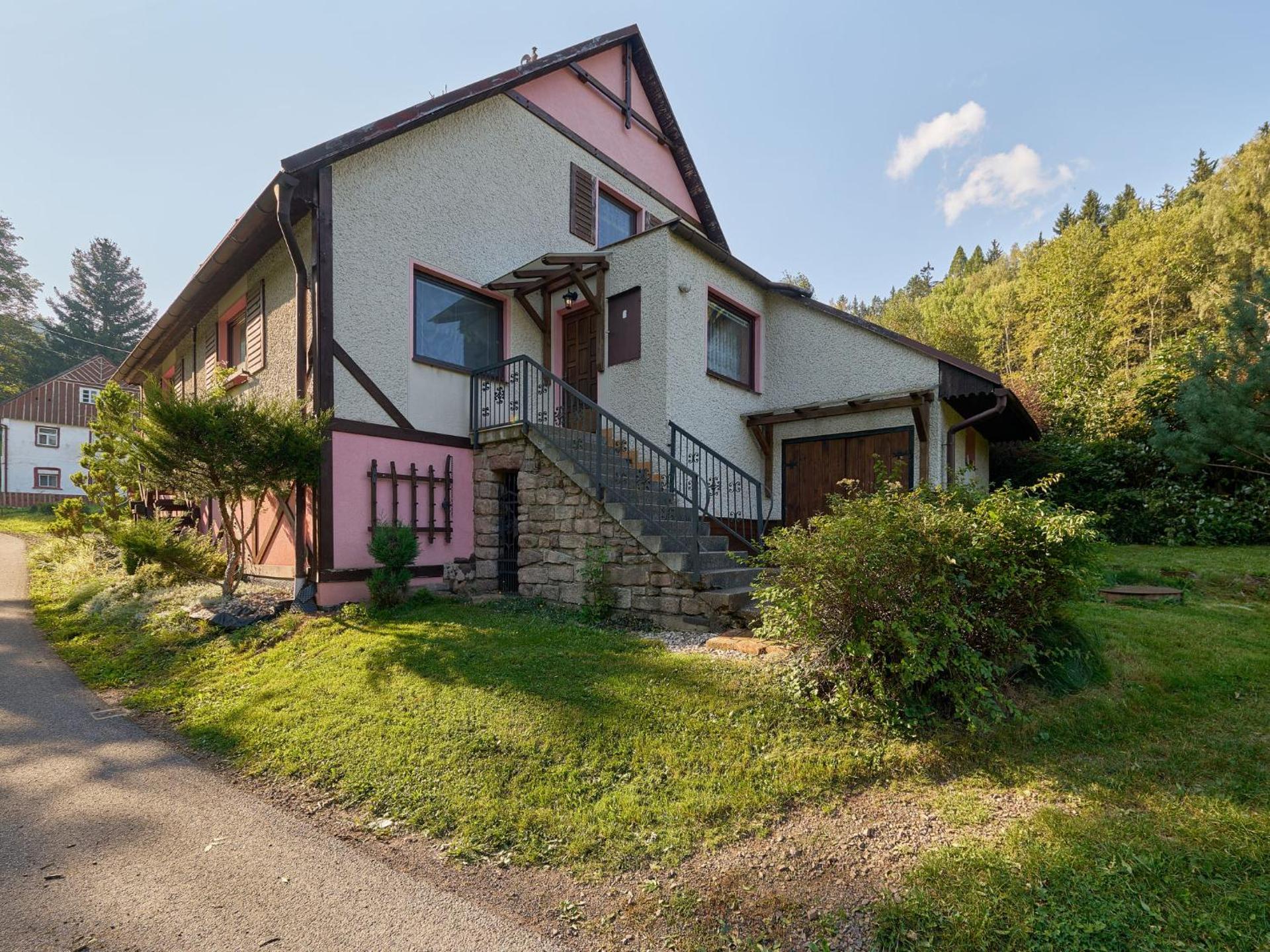 Studio Chlívce u Hronova-2 by Interhome