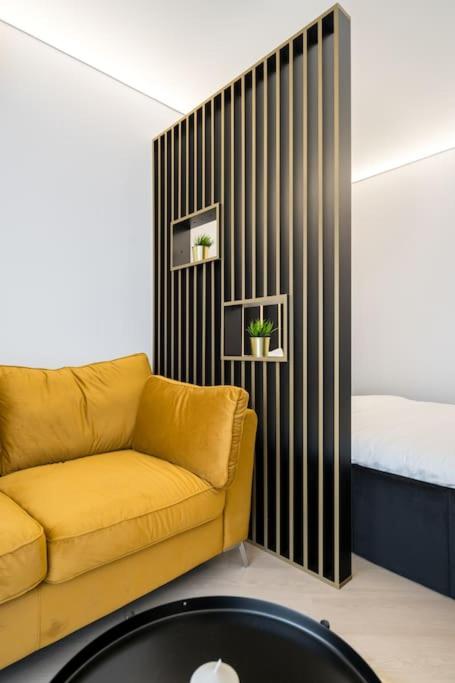 Skyline Black - Cortina North