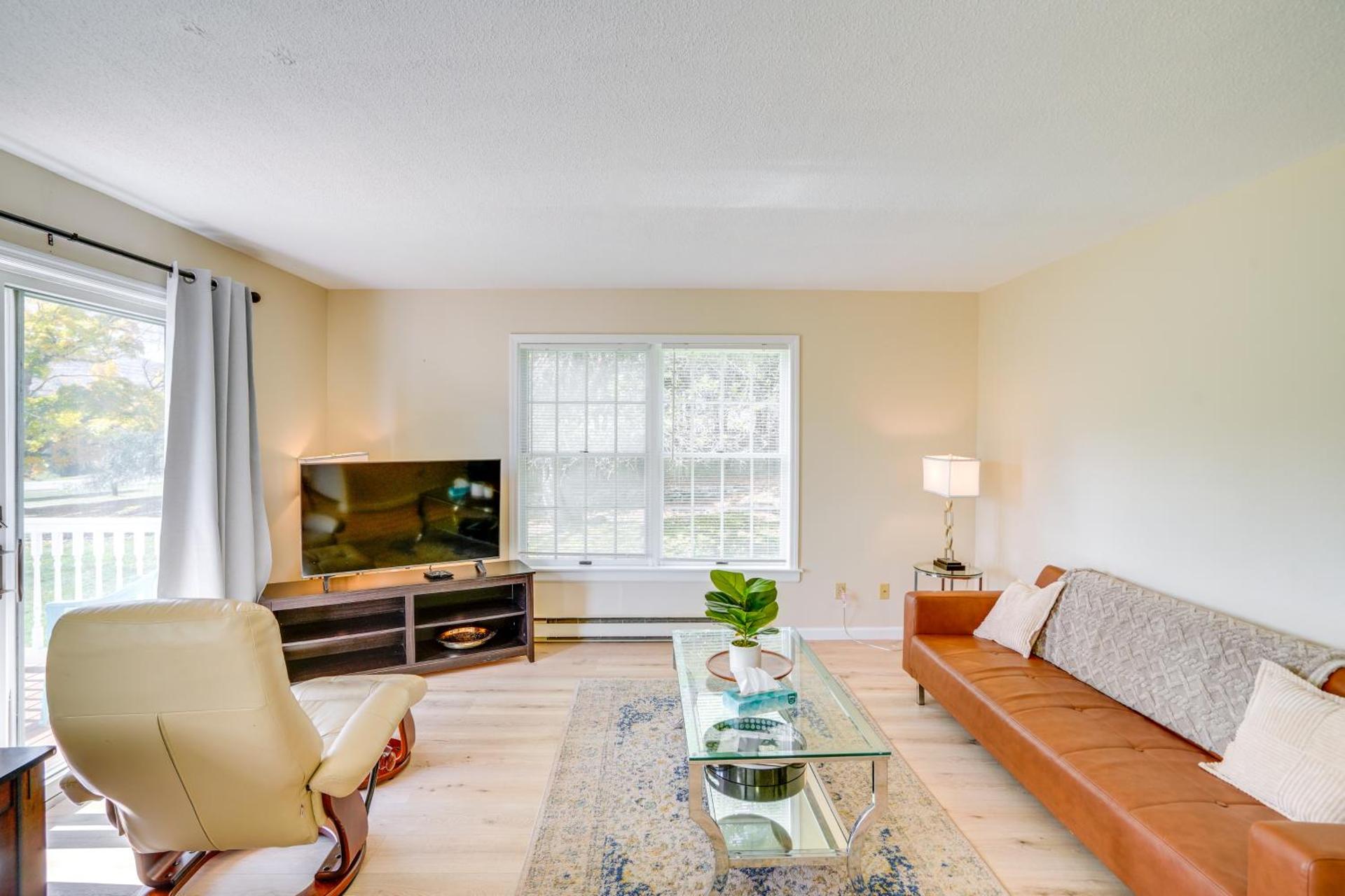 Cozy Catskill Condo - 2 Mi to Windham Mountain Ski