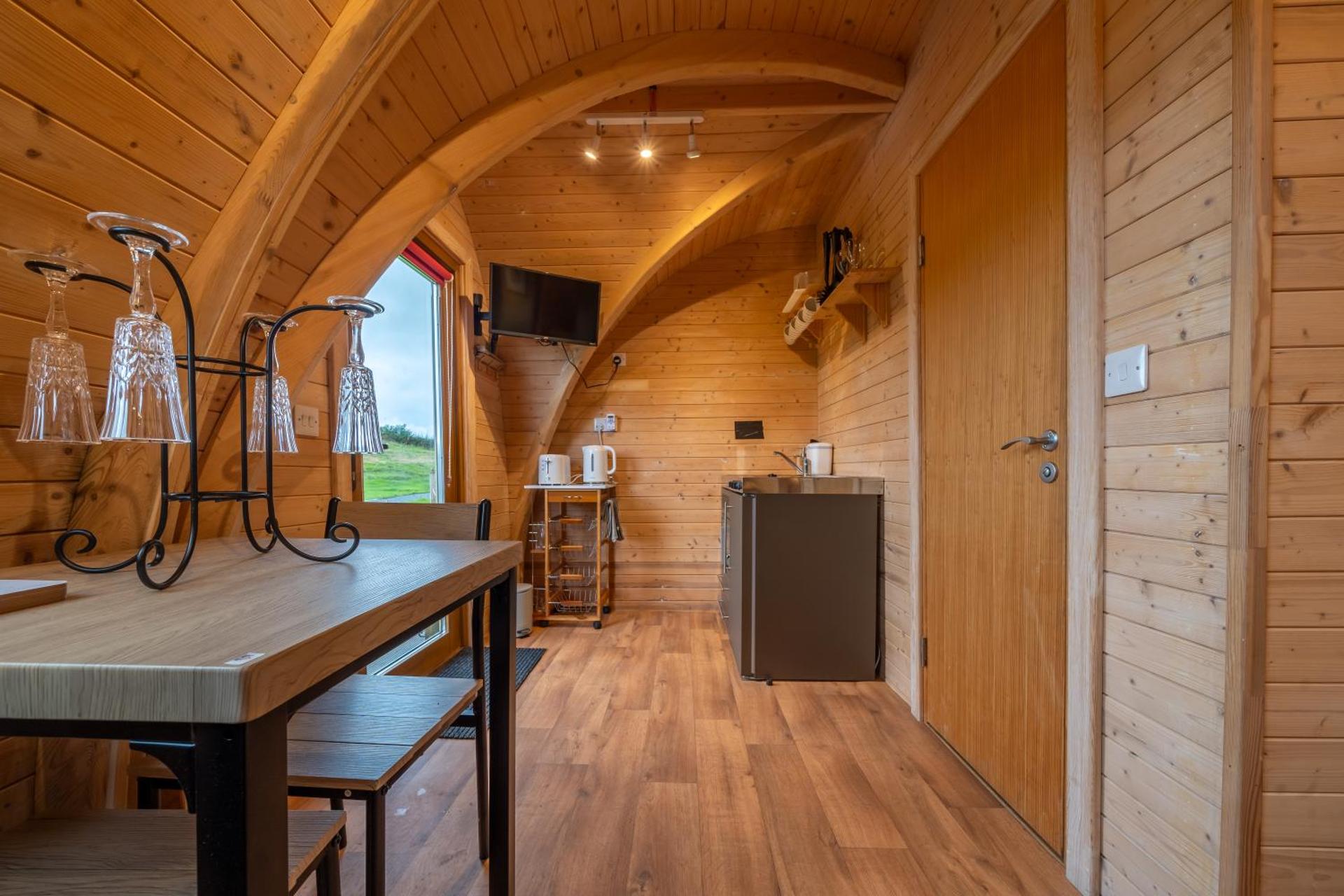 Borrett Escapes - Luxury Pods