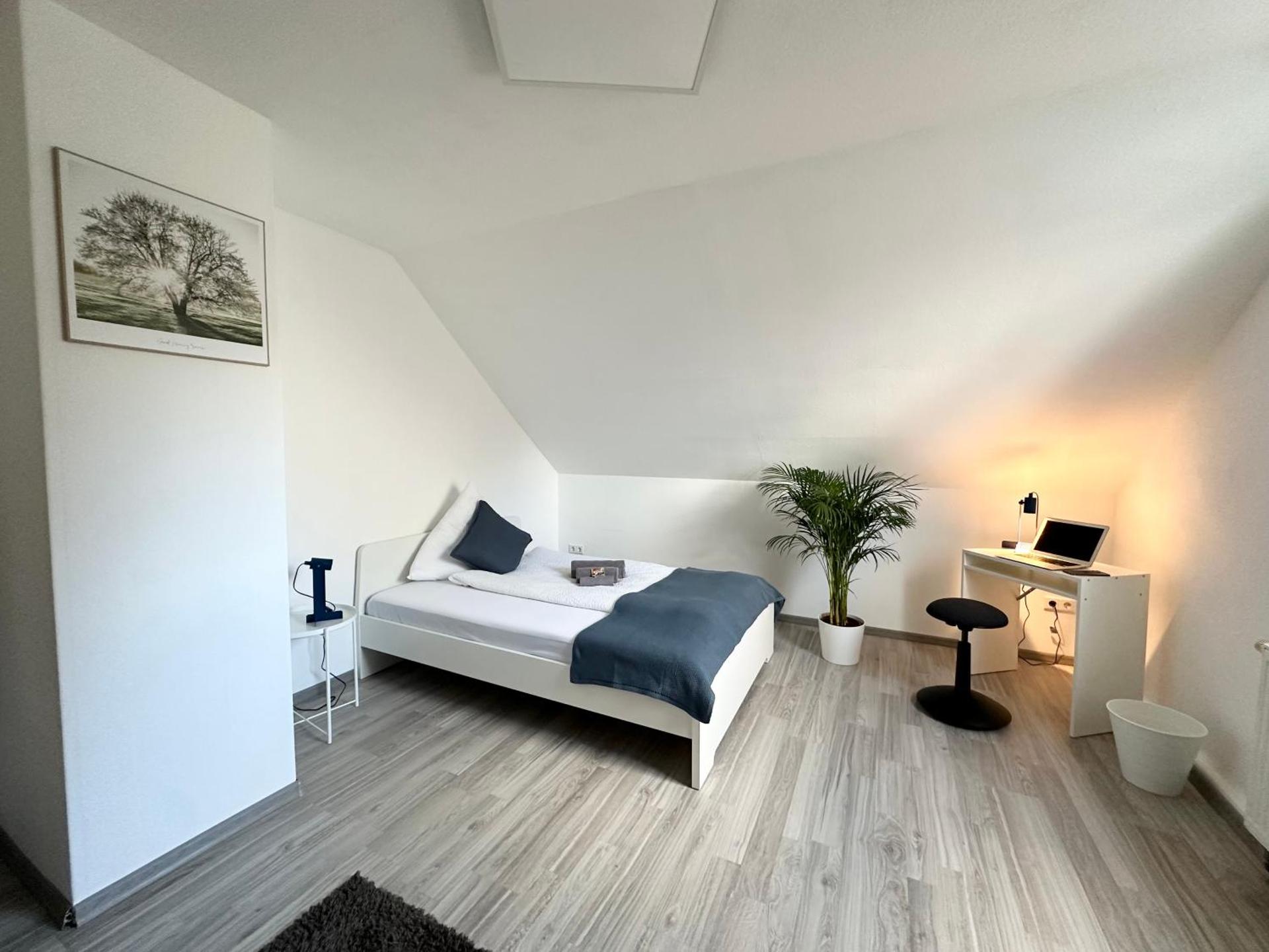 Möbliertes Apartment in Herne-Mitte mit Parkplatz, Arbeitsplatz, WLAN- Super Anbindung an Autobahnen und ÖPNV -Für 1bis 3 Personen
