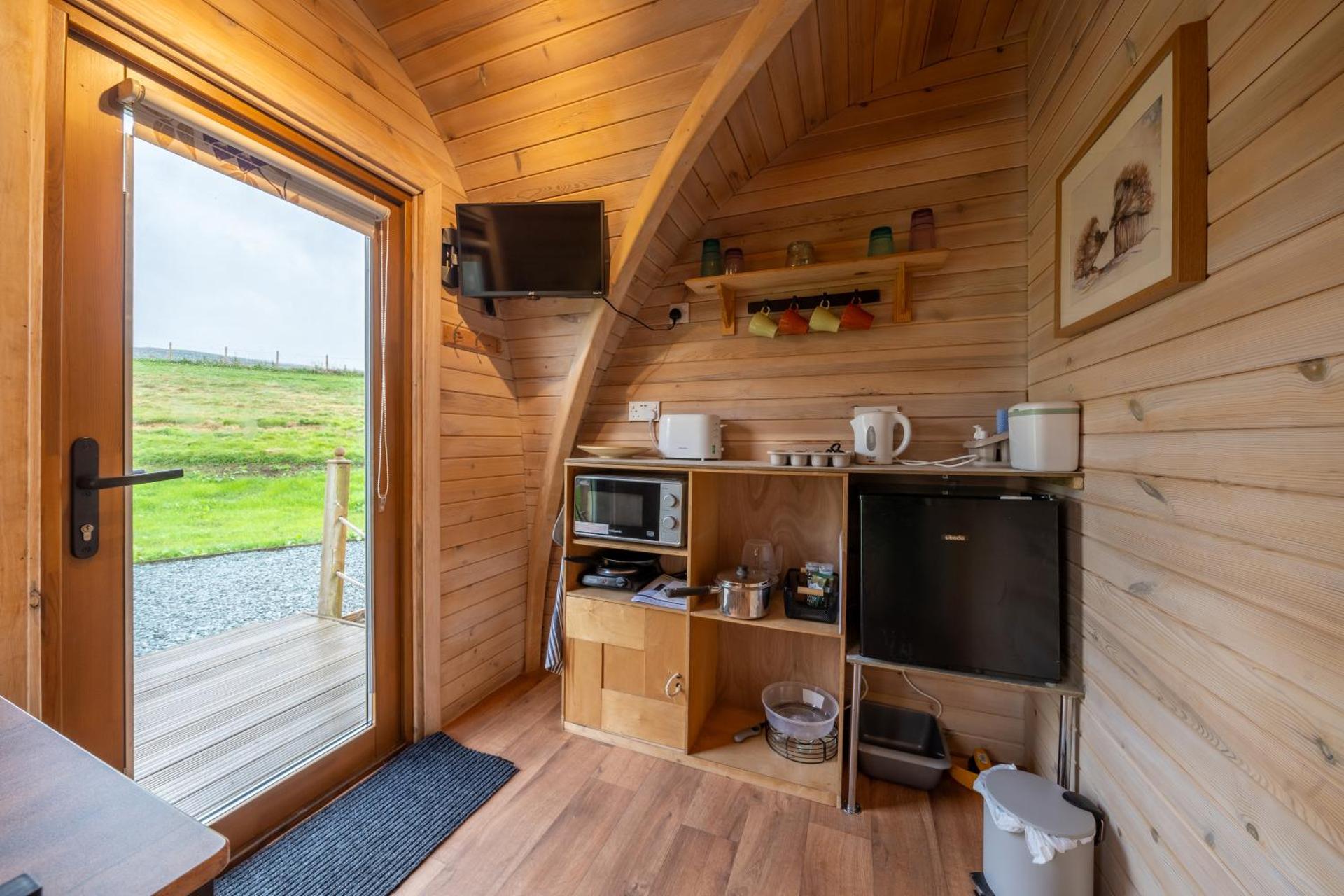 Borrett Escapes - Luxury Pods