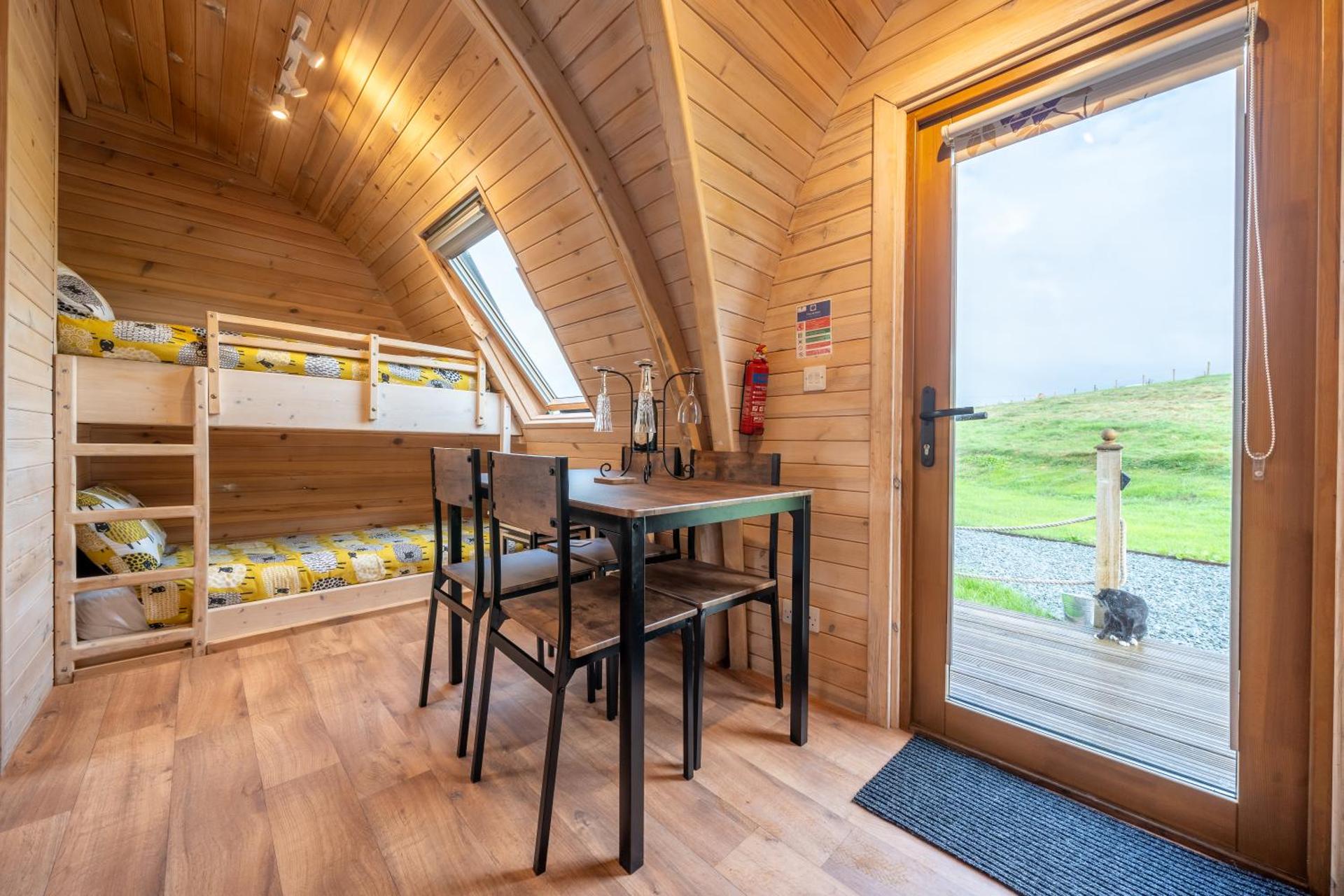 Borrett Escapes - Luxury Pods