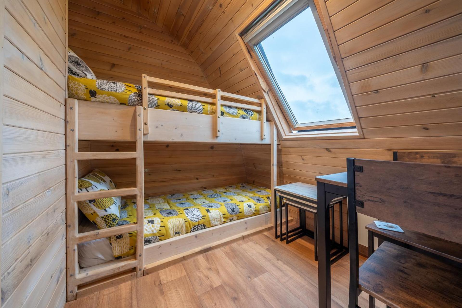 Borrett Escapes - Luxury Pods