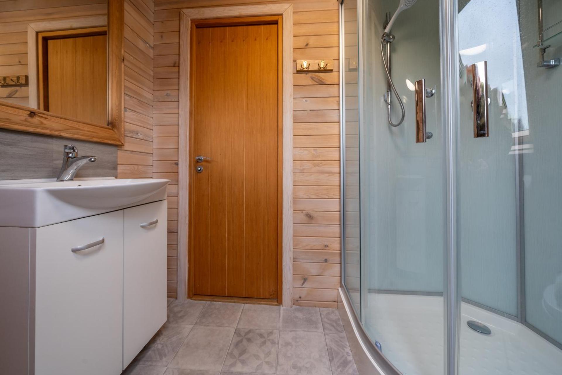 Borrett Escapes - Luxury Pods