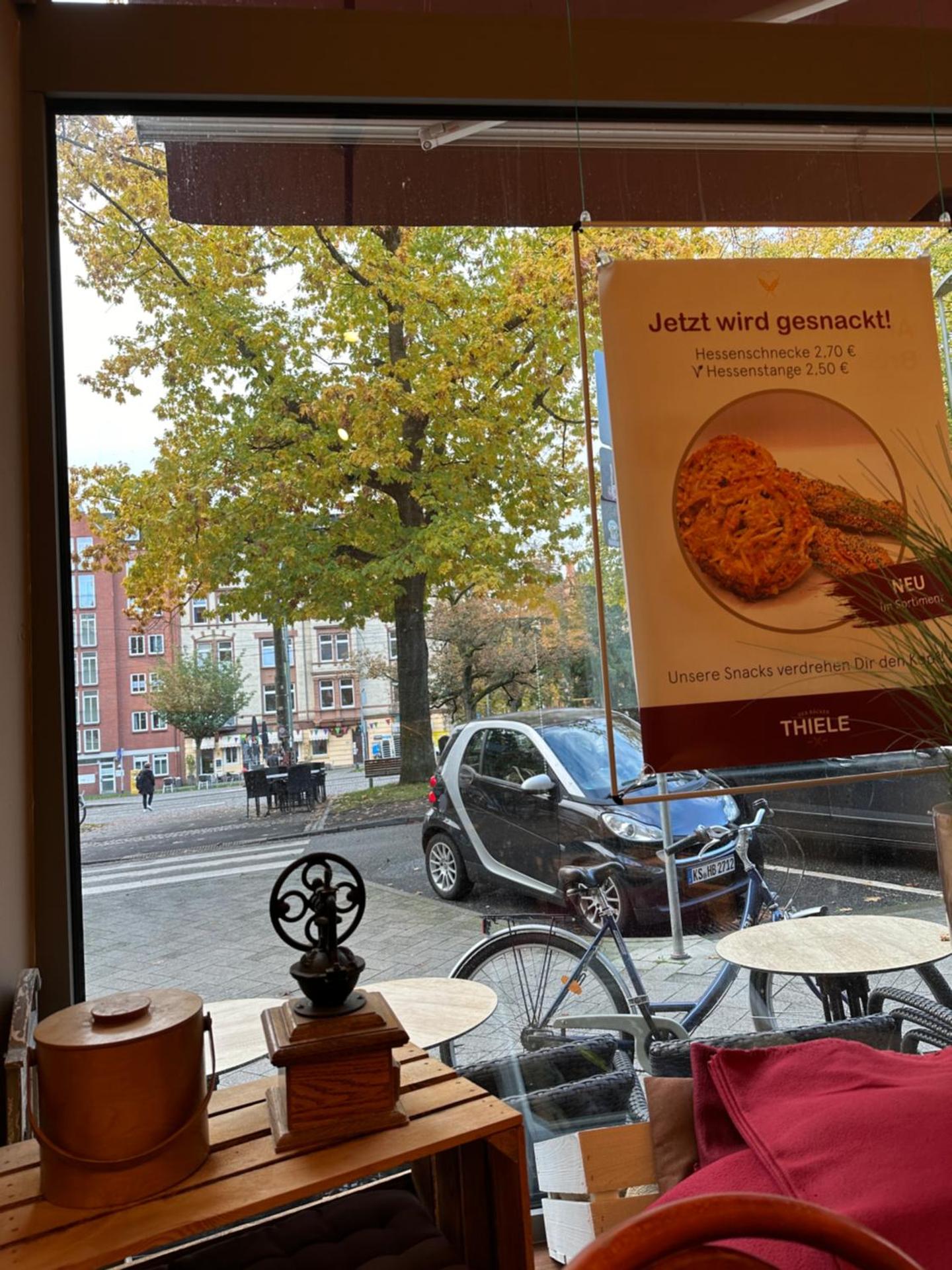 Ruhige Wohnung mit Parkplatz, charmantes Viertel