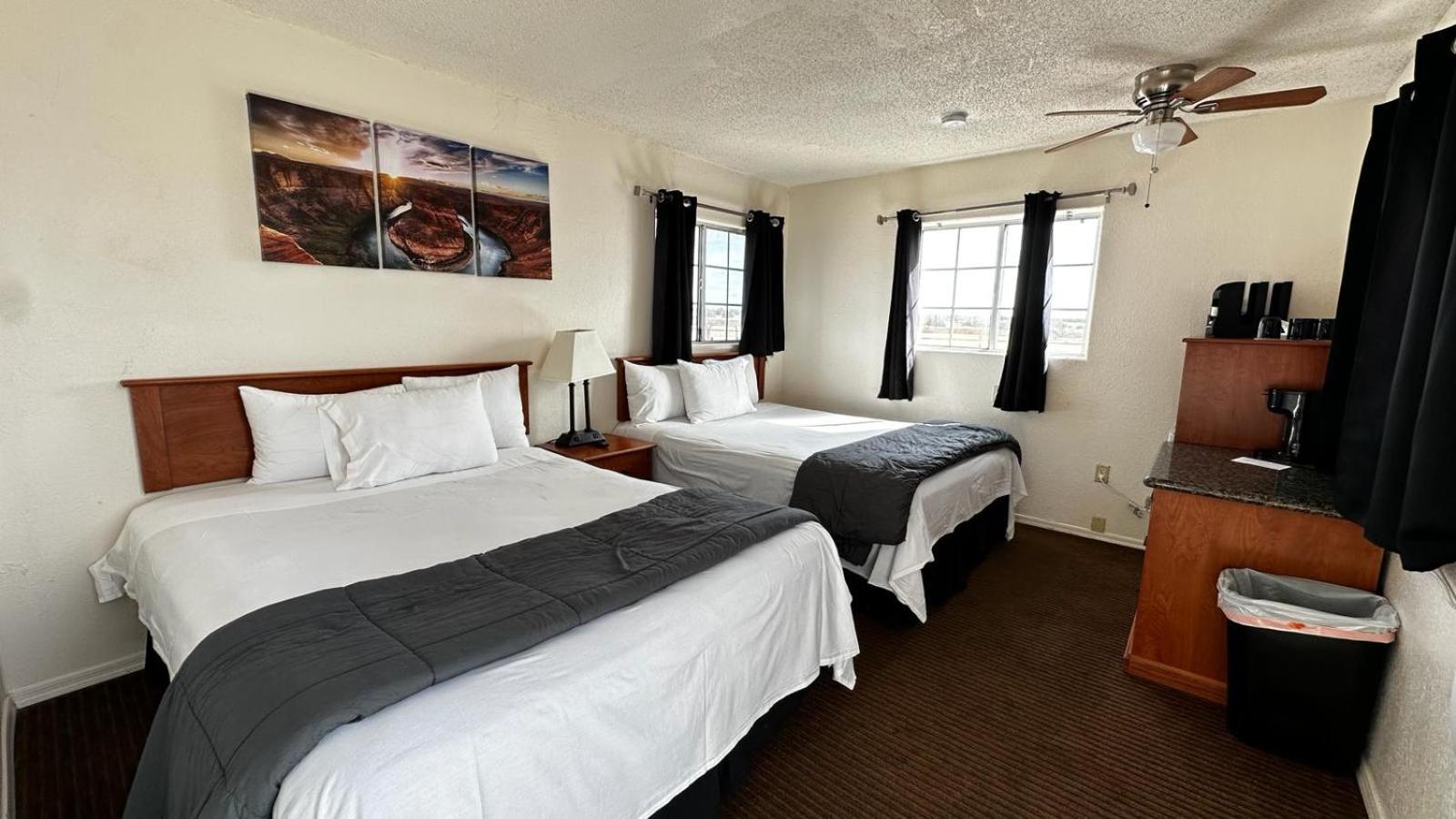 071B Private Studio near Grand Canyon South Rim Sleeps 6- No Kitchen