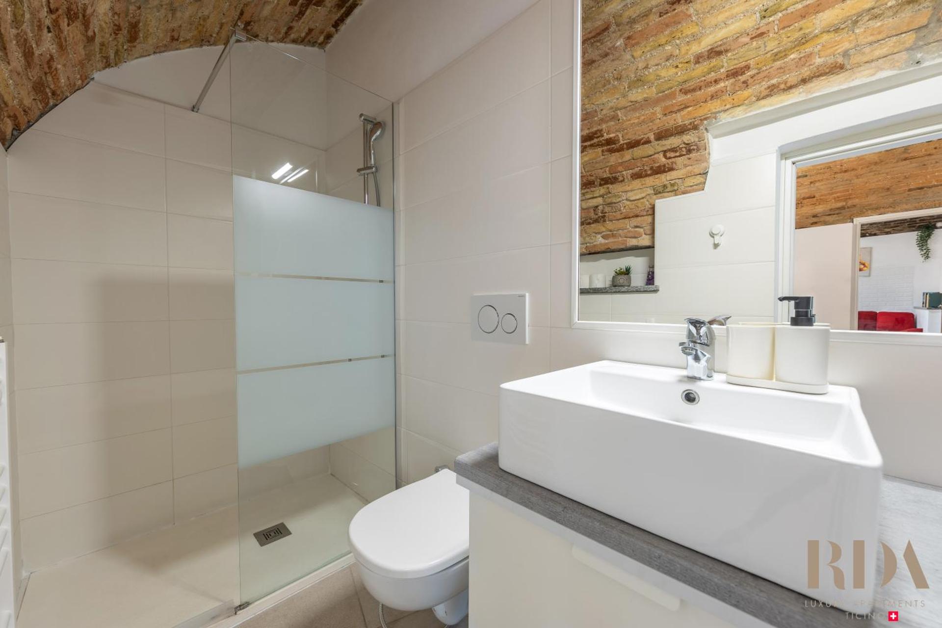 Il Rustico RDA Luxury Apartments lago Parking