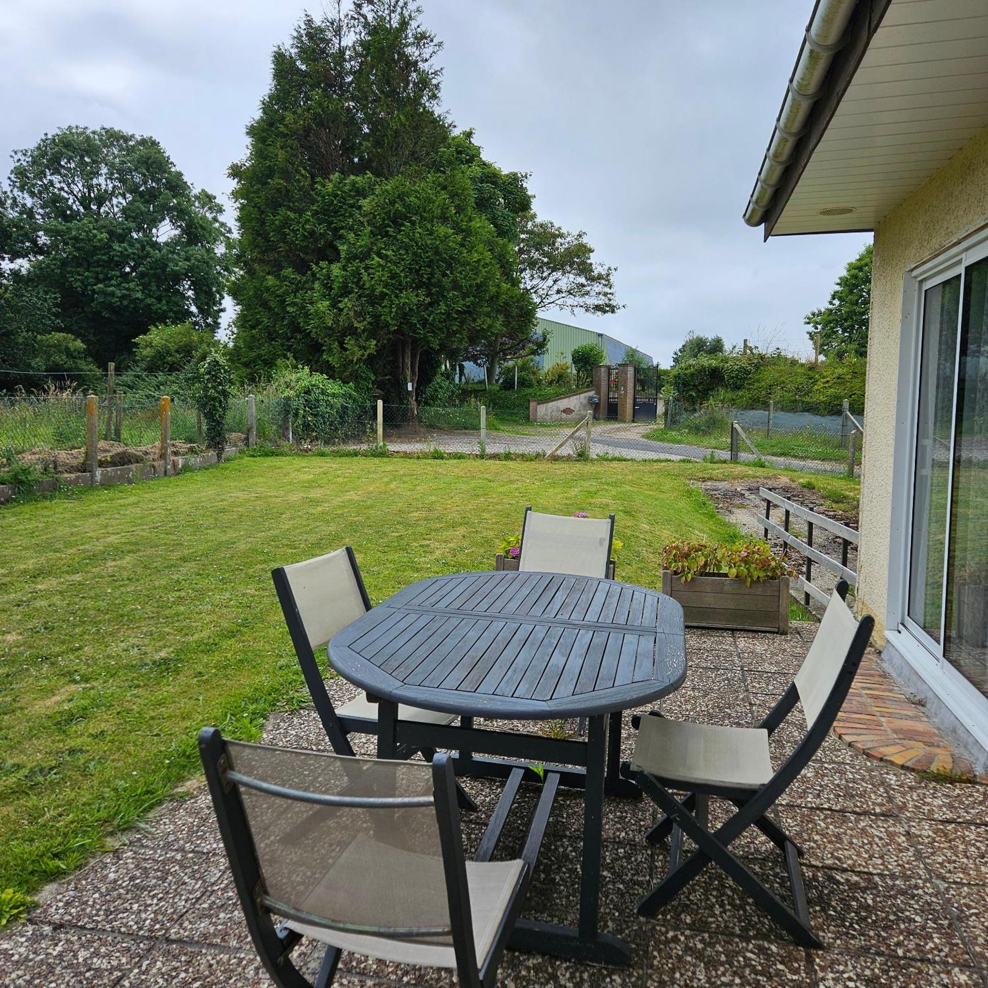 En chemin vers Etretat