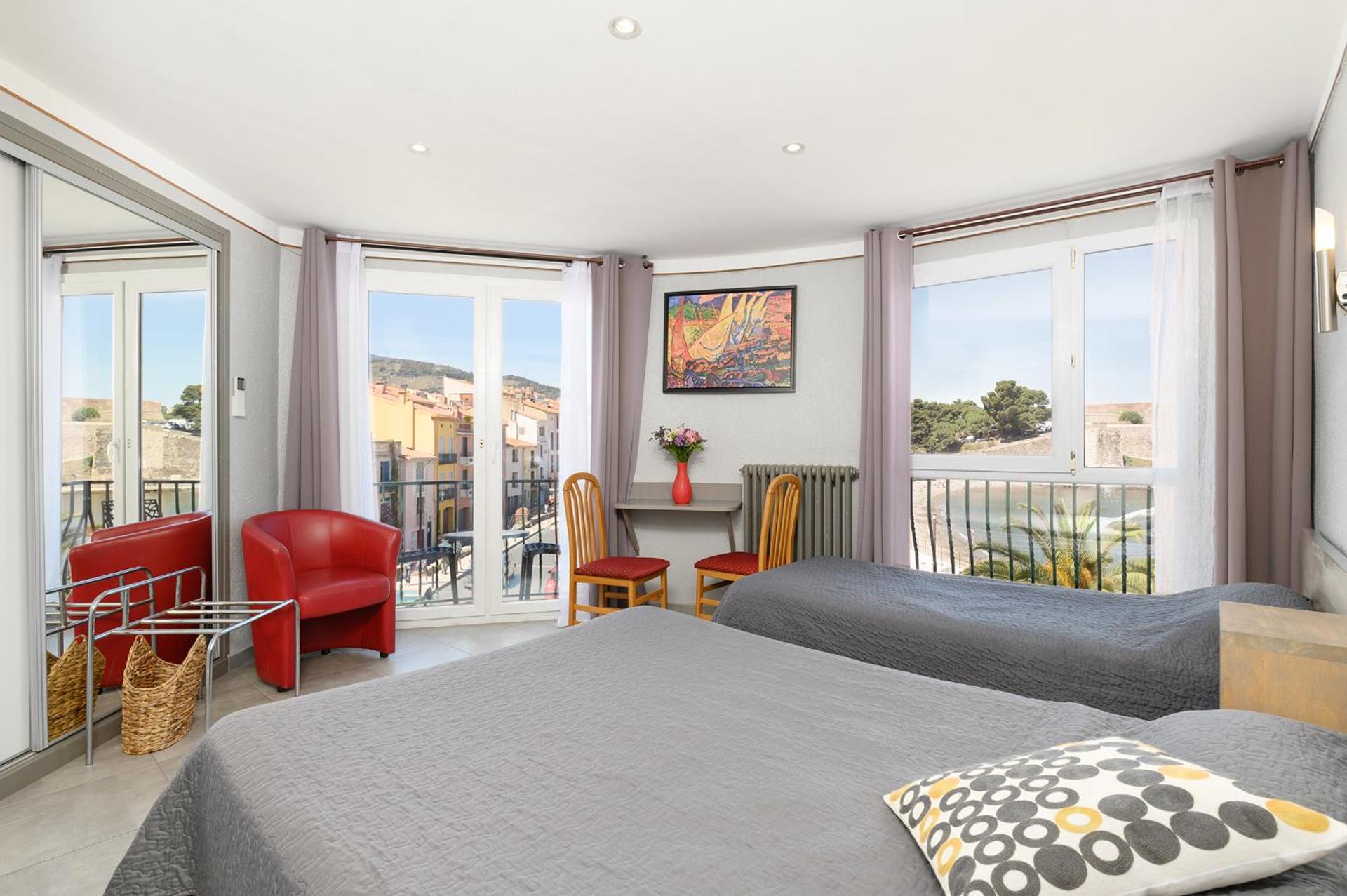 Triple Room with Sea View