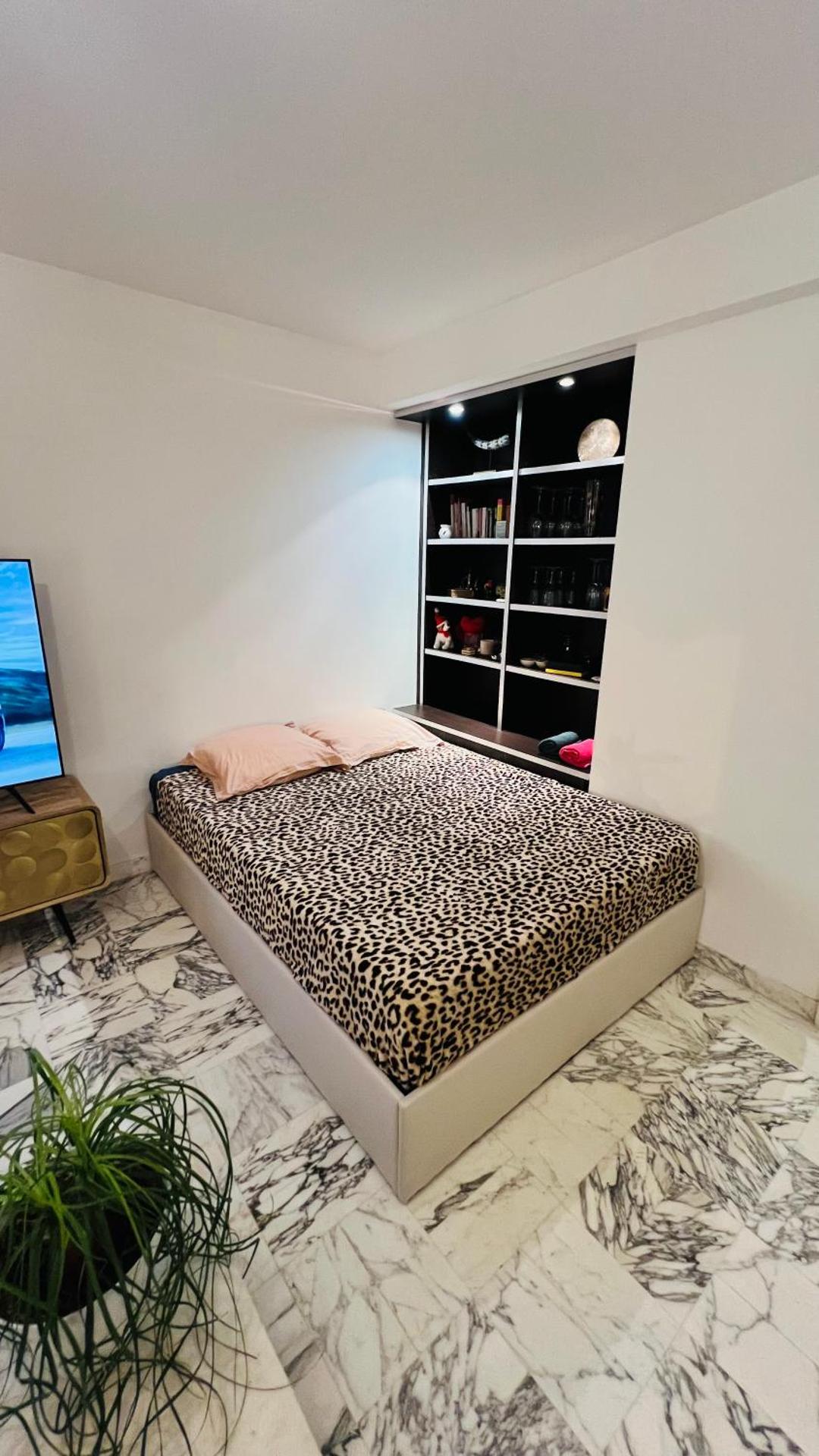 John Homestay Room in Nice