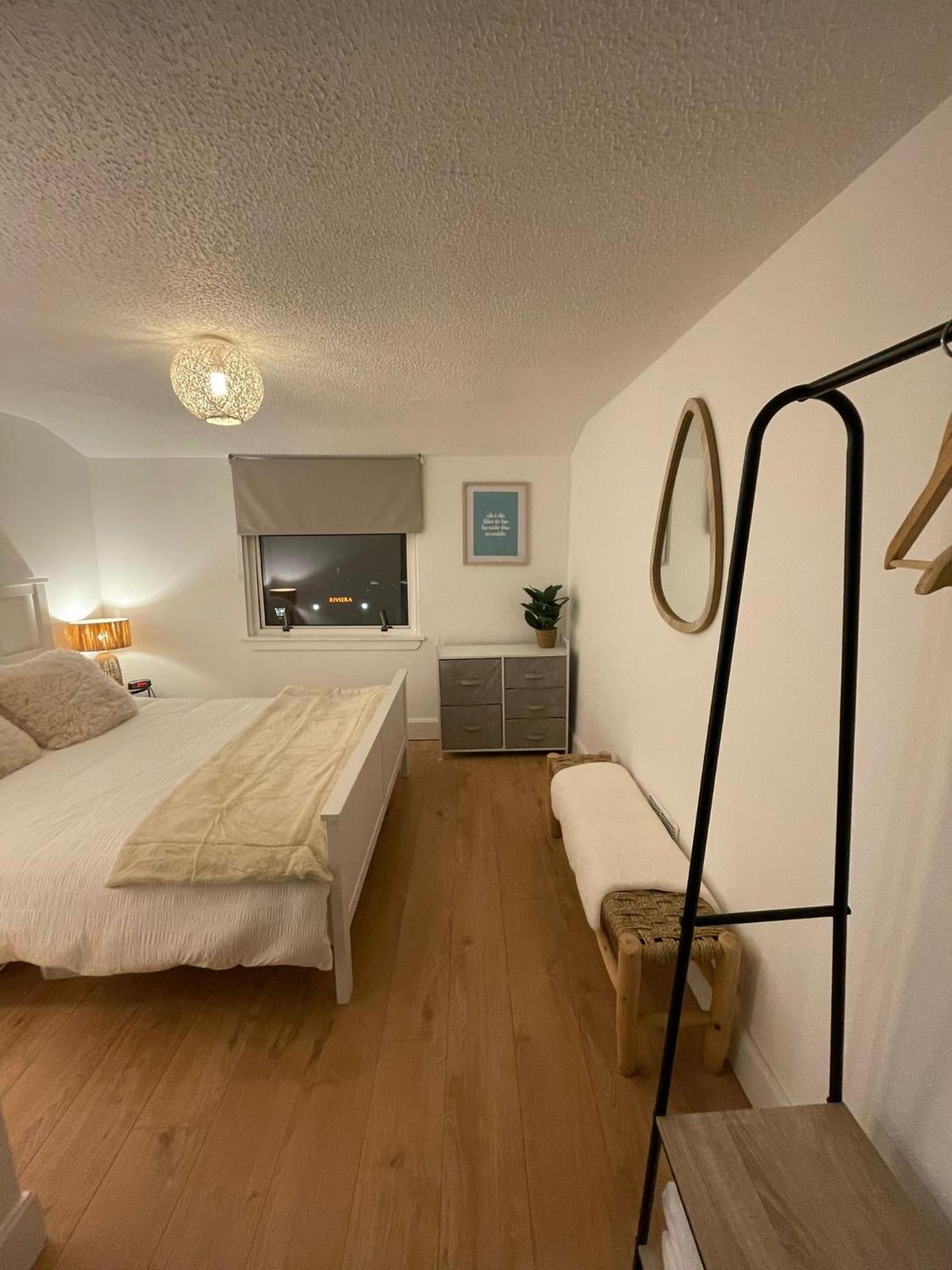 Largs 2 bedroom Apartment