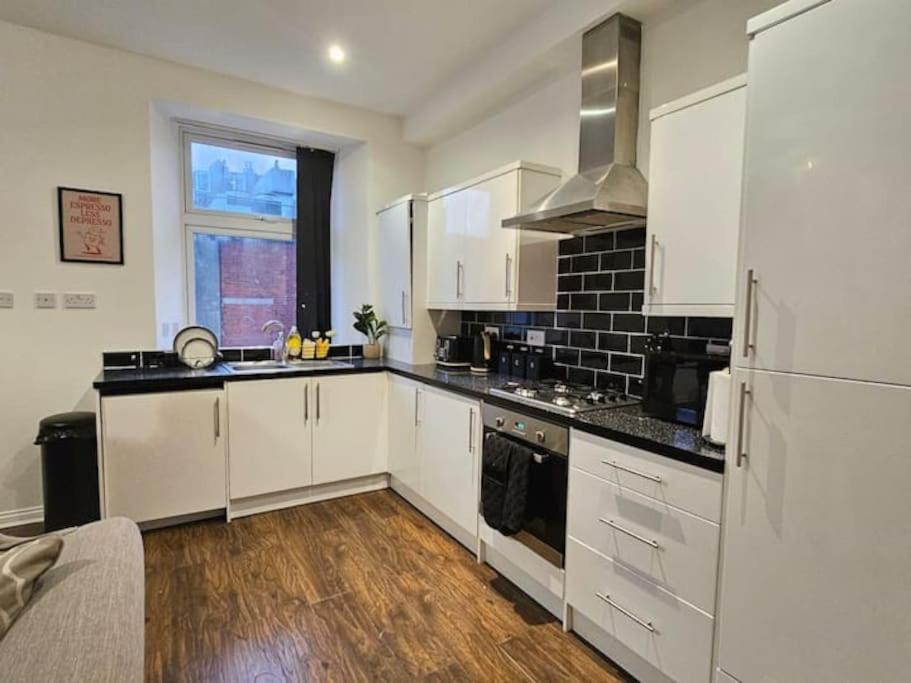 City Comfort 2 King Beds Fast WiFi