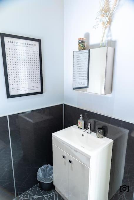 City Comfort 2 King Beds Fast WiFi