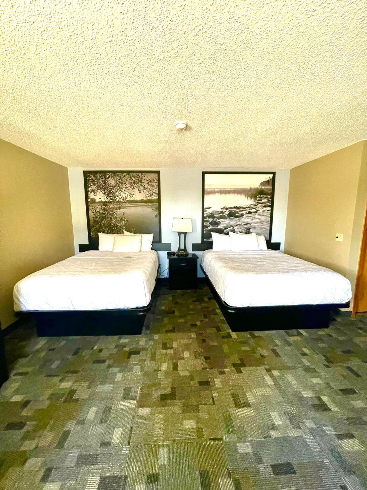 Super 8 by Wyndham Estherville