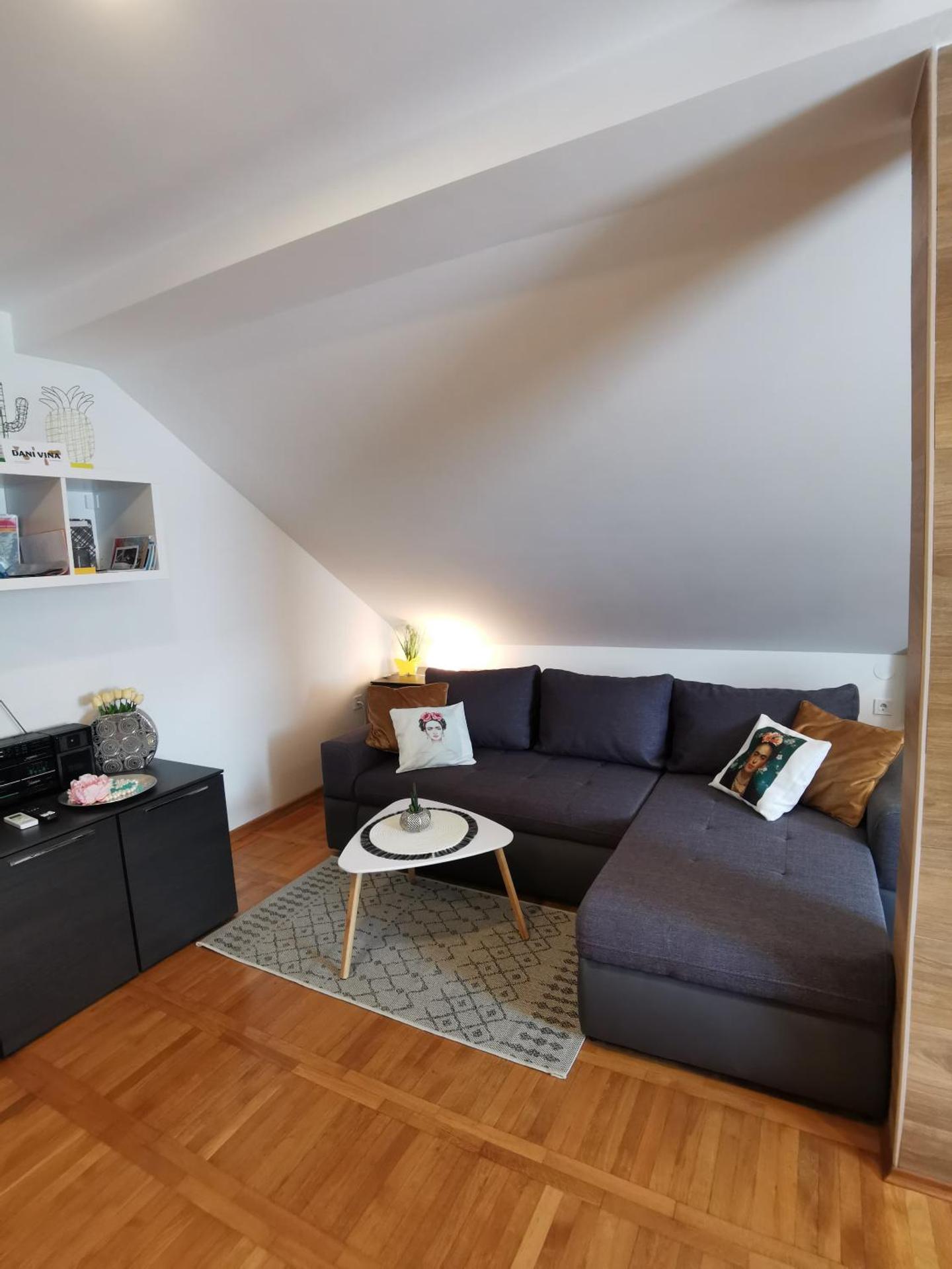 Apartmani Jastreb 2