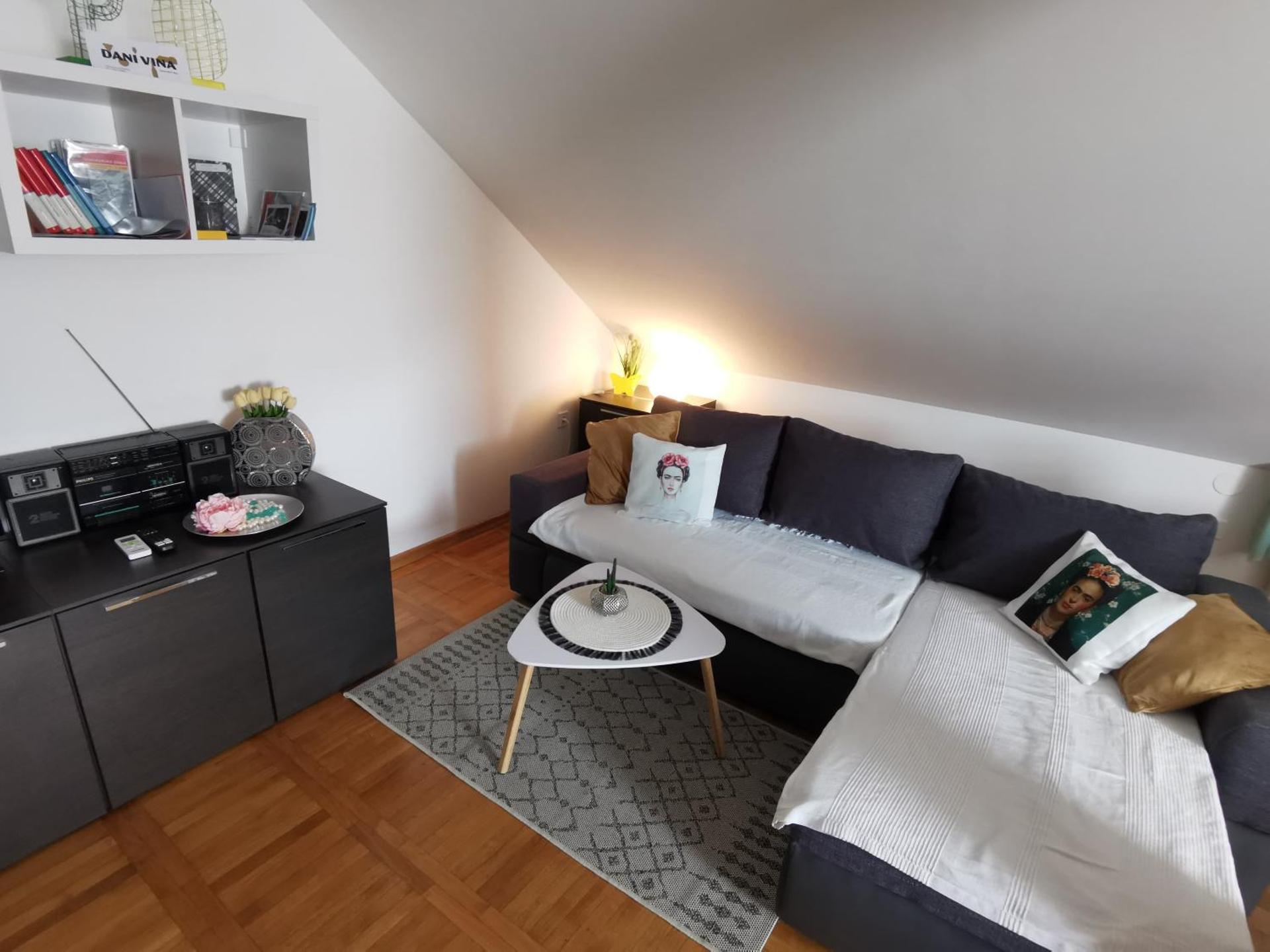 Apartmani Jastreb 2