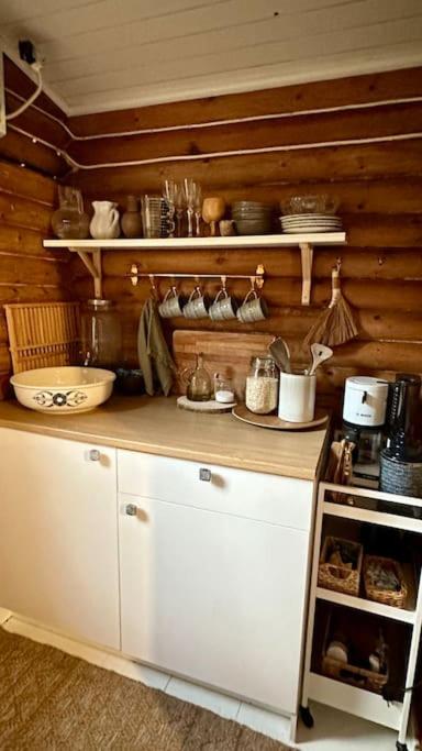 Hirsimökki,Meri,Sauna,Terassi