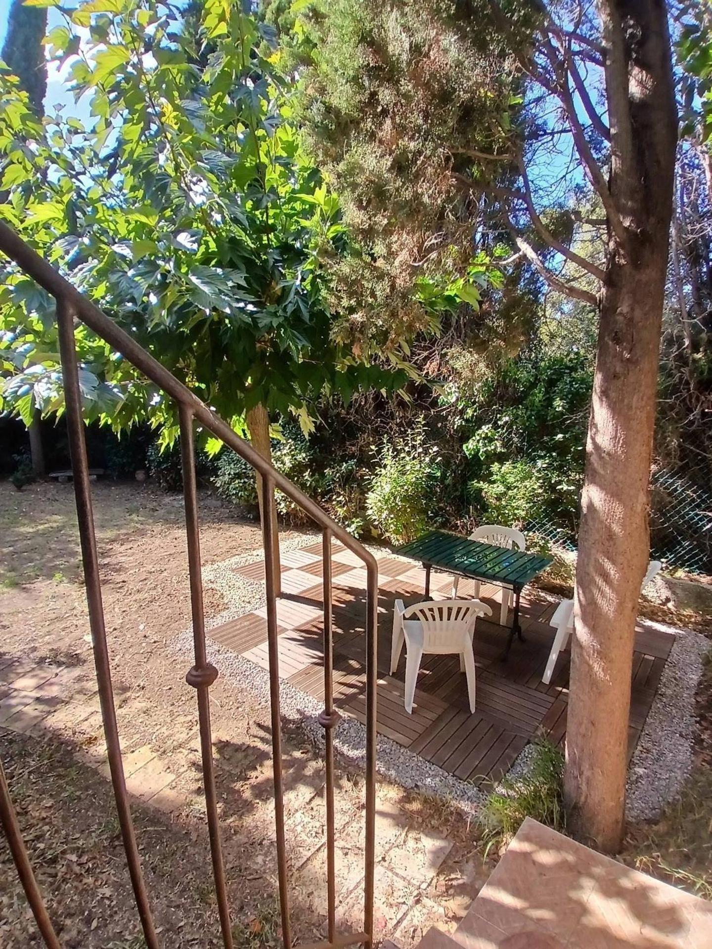 Maison vigneronne 8p / jardin / parking