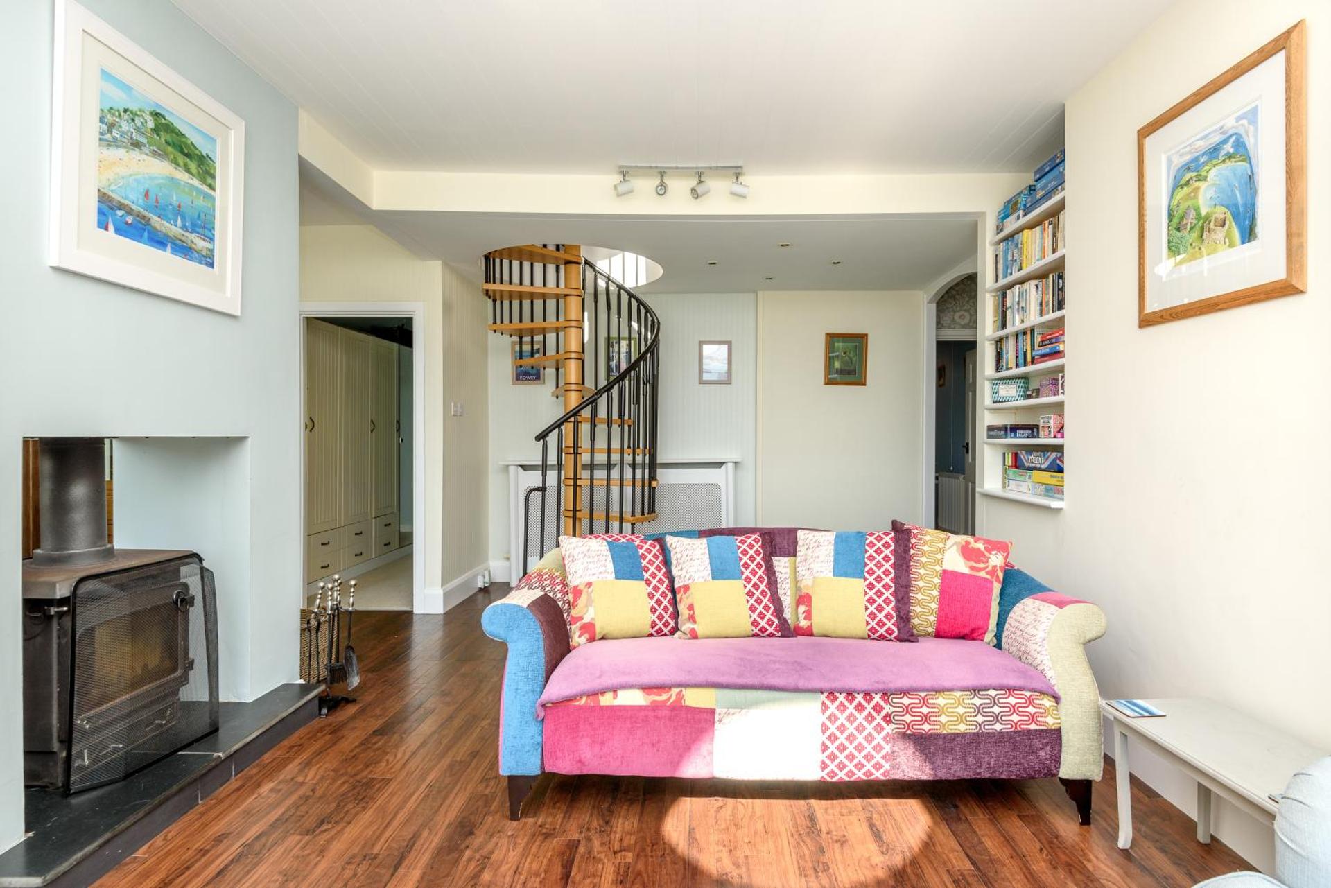 Beach Front House with Stunning Sea Views and Free Use of a Local Indoor Pool