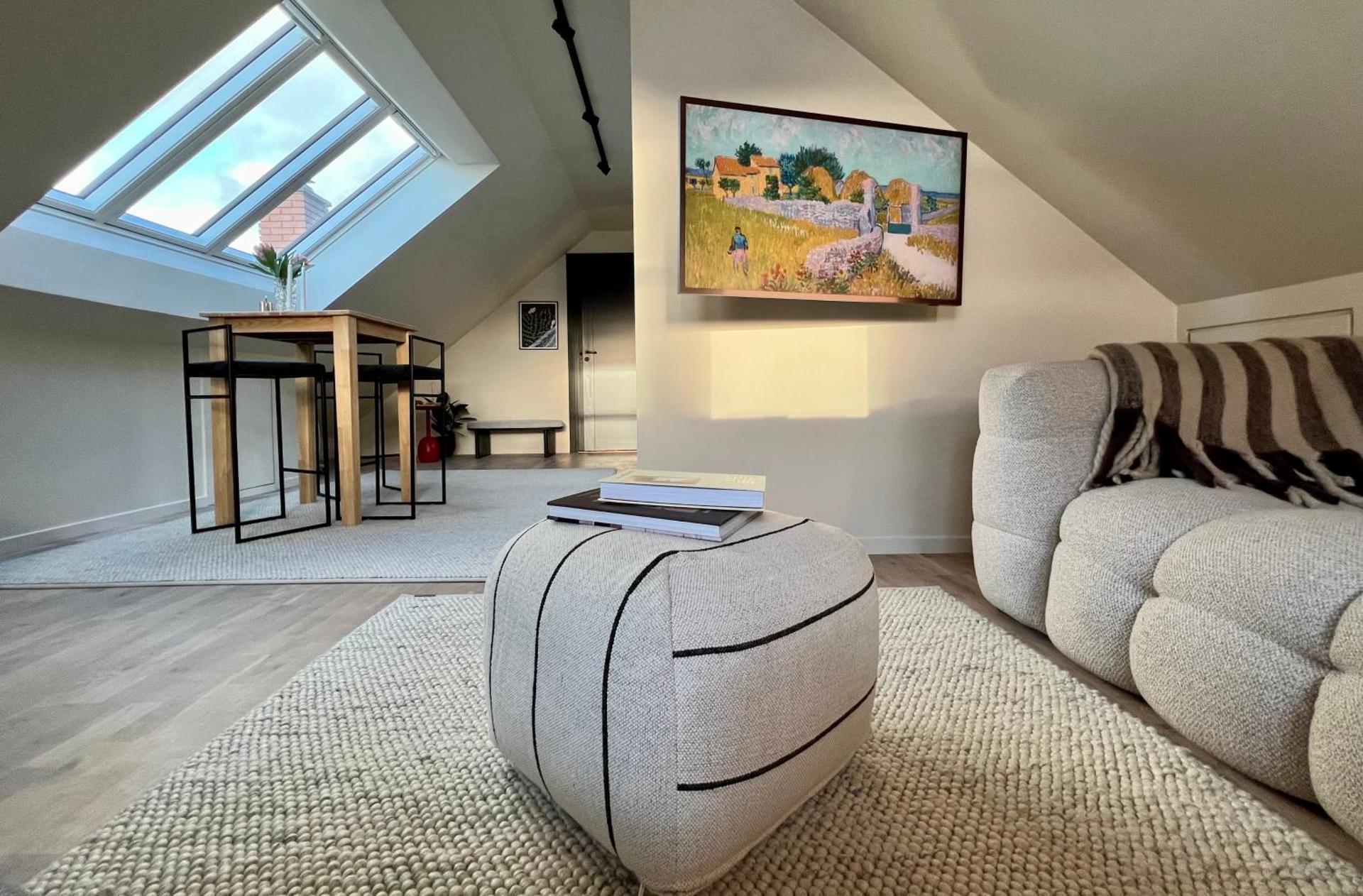 Urban Rooftop with Panoramic Sea view - Free parking