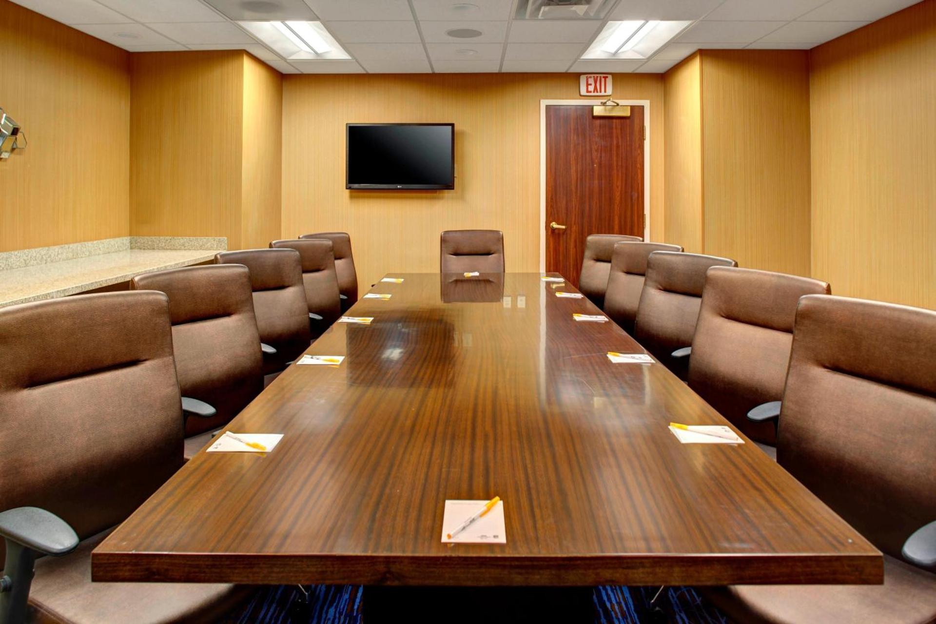 Meeting/conference room