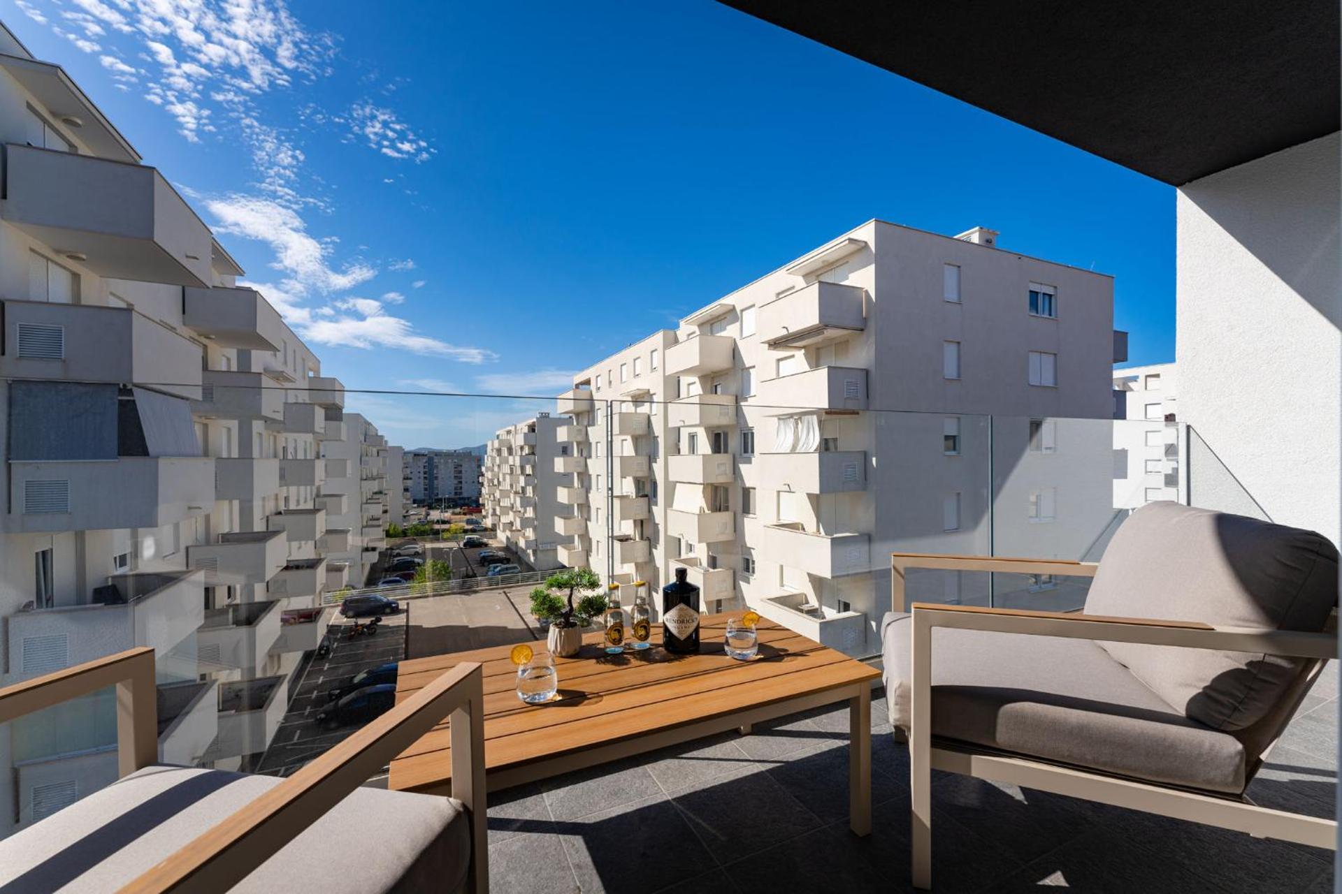 Luxury apartment Niko - garage space and panoramic view