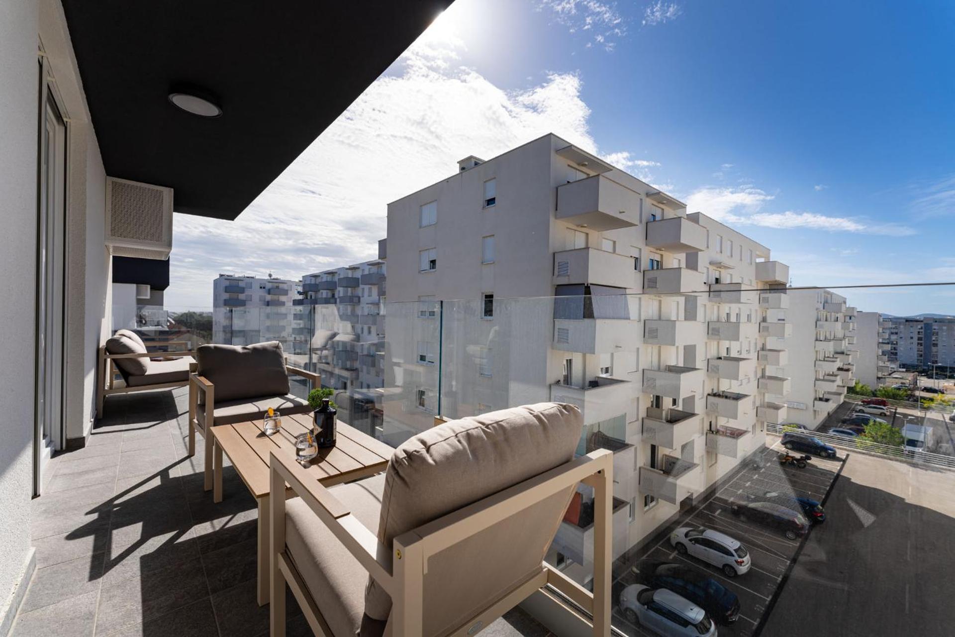 Luxury apartment Niko - garage space and panoramic view