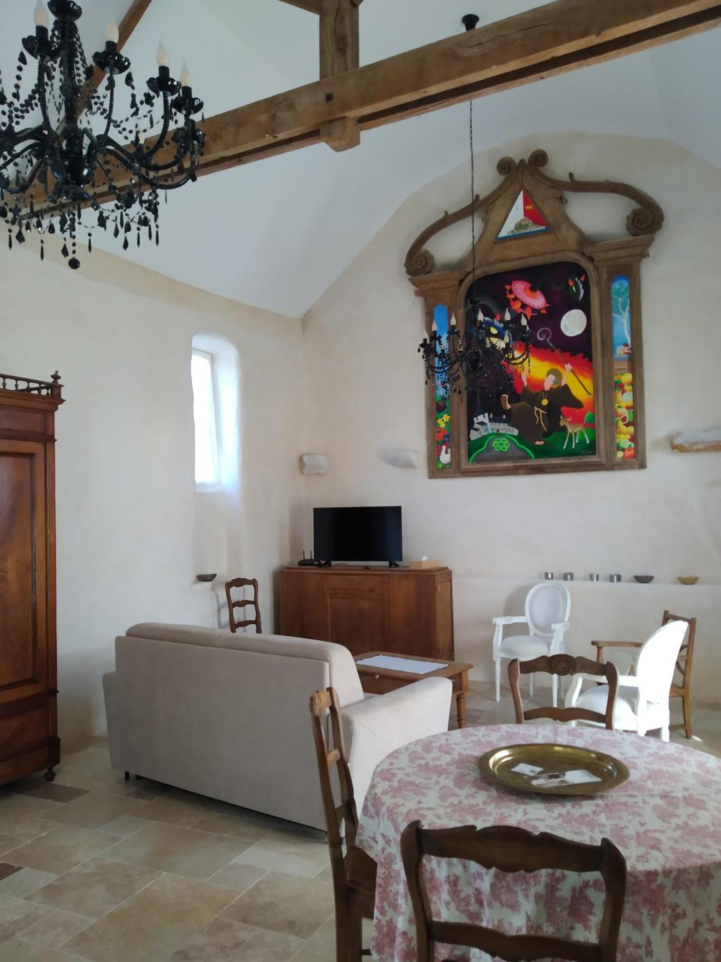 Communal lounge/ TV room