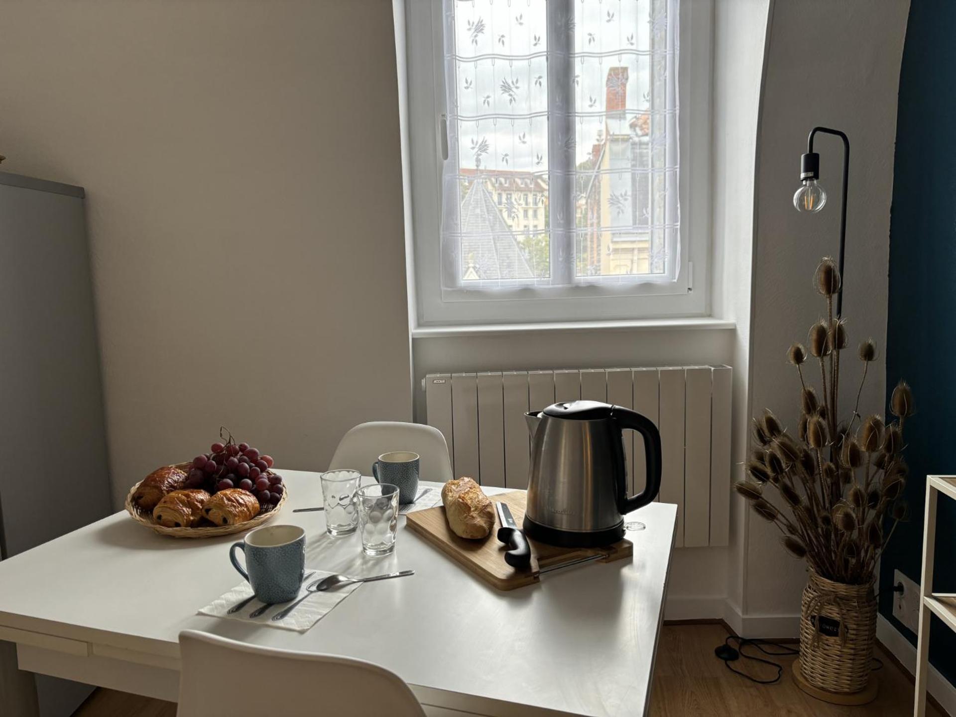 Coffee/tea facilities