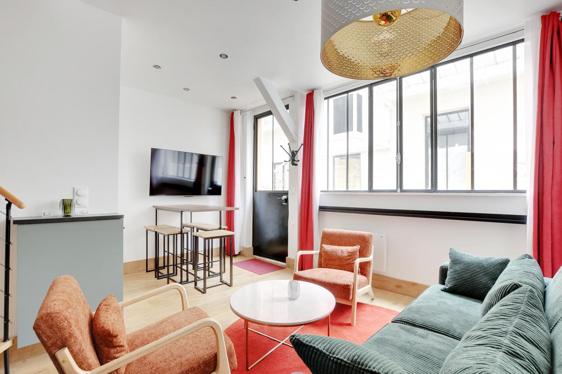 Communal lounge/ TV room