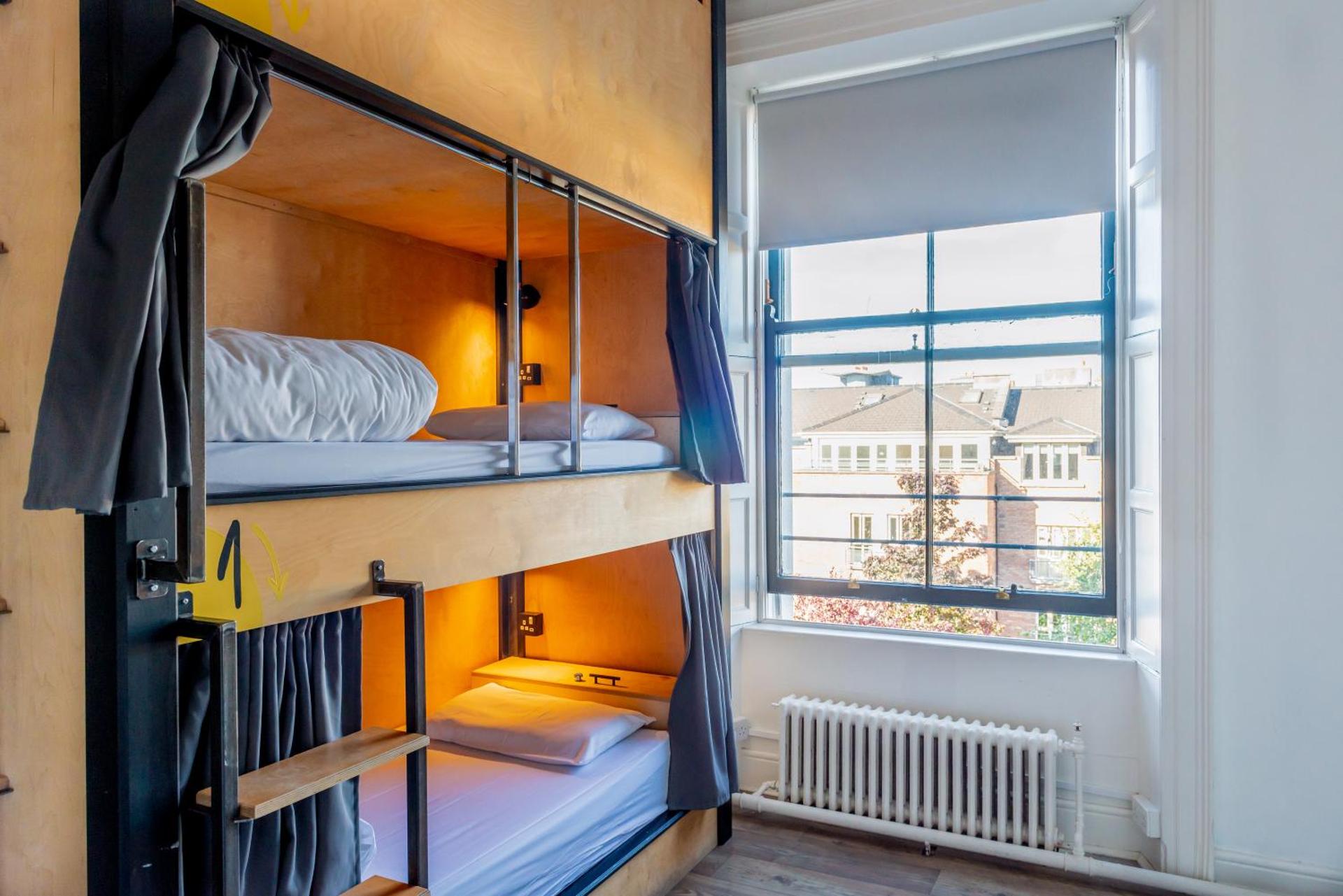 Leevin Hostel George