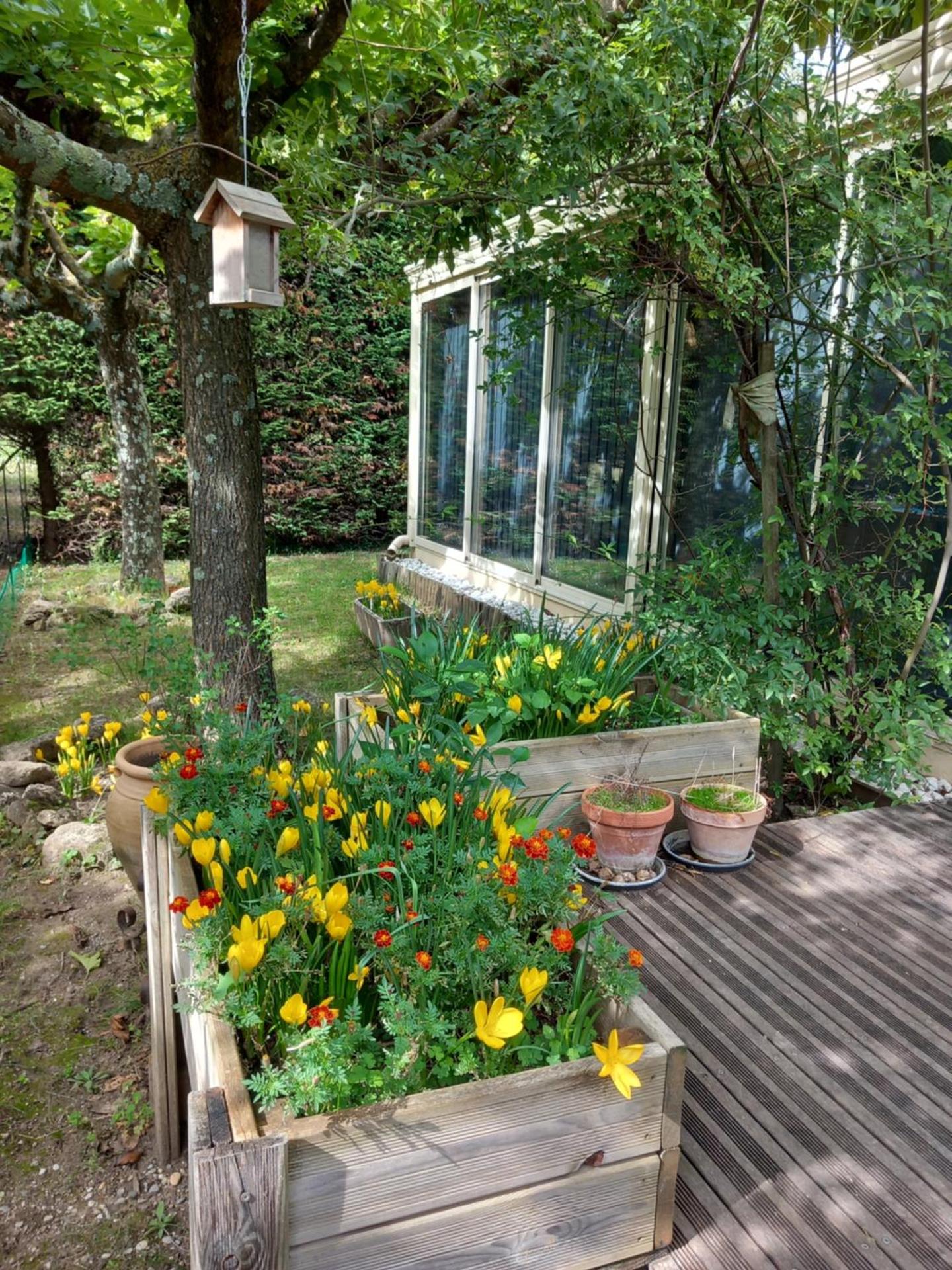 Maison au calme du village de Chamaret