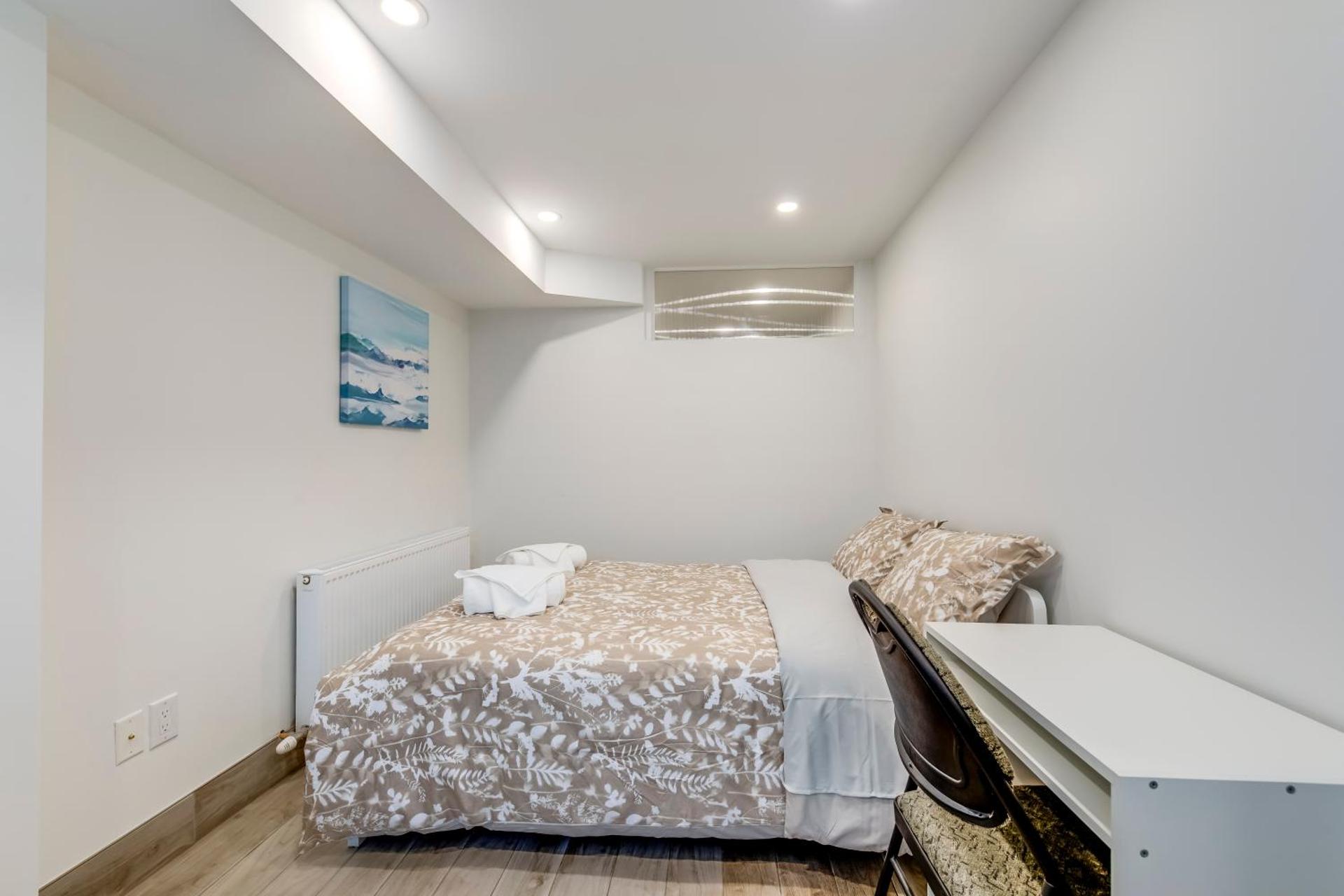 Midtown 2 Bedroom Apartment