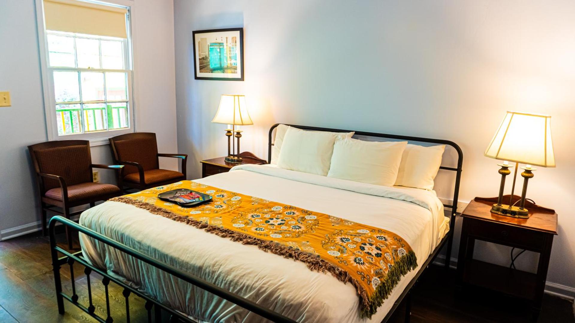 Historic Mardi Gras Inn