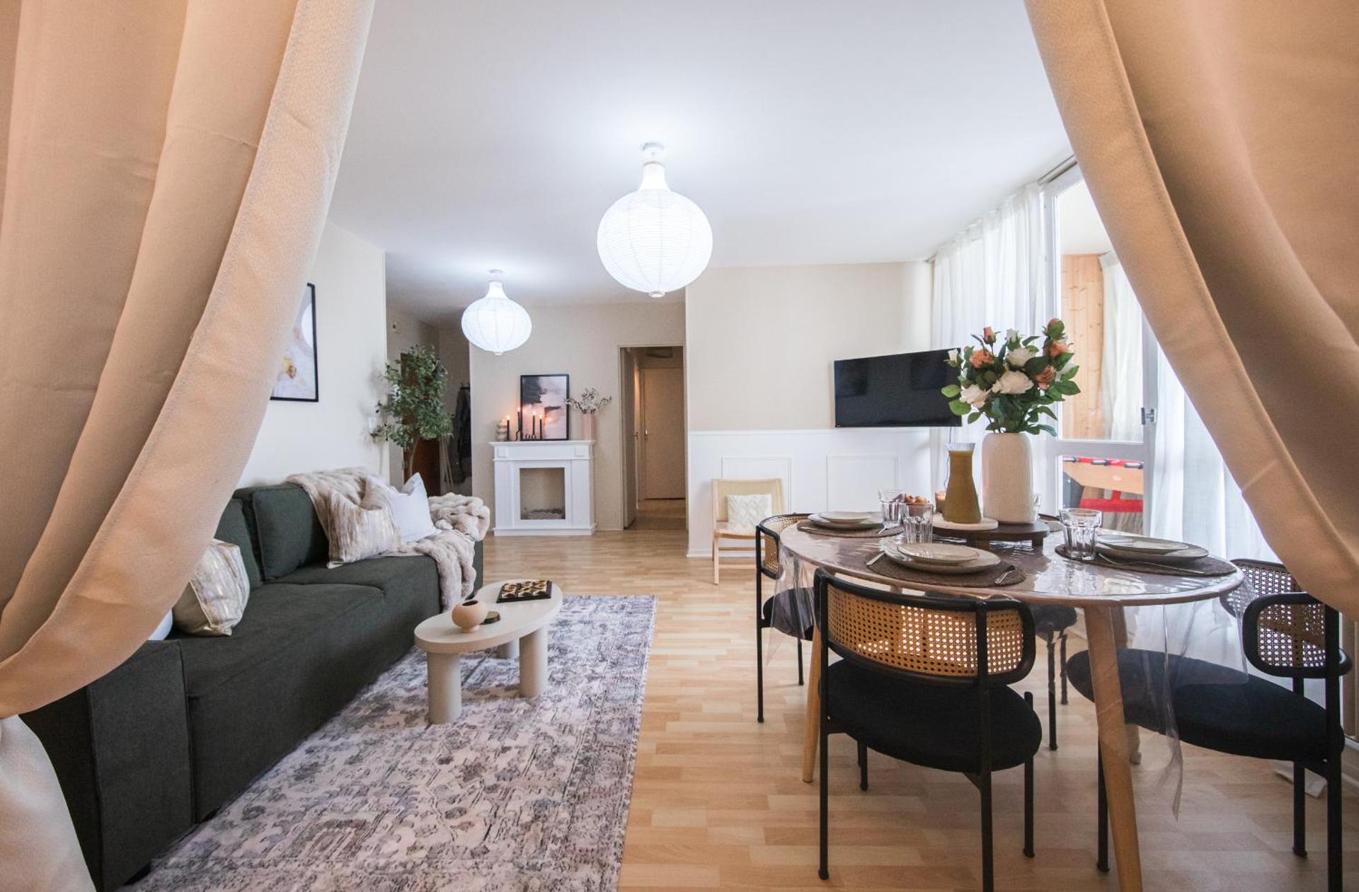 Appartement avec Rétroprojecteur, Babyboot avec belle vue et proche gare