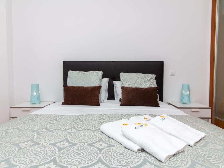 Globe 33 Apartment by Stay ici Algarve Holiday Rental