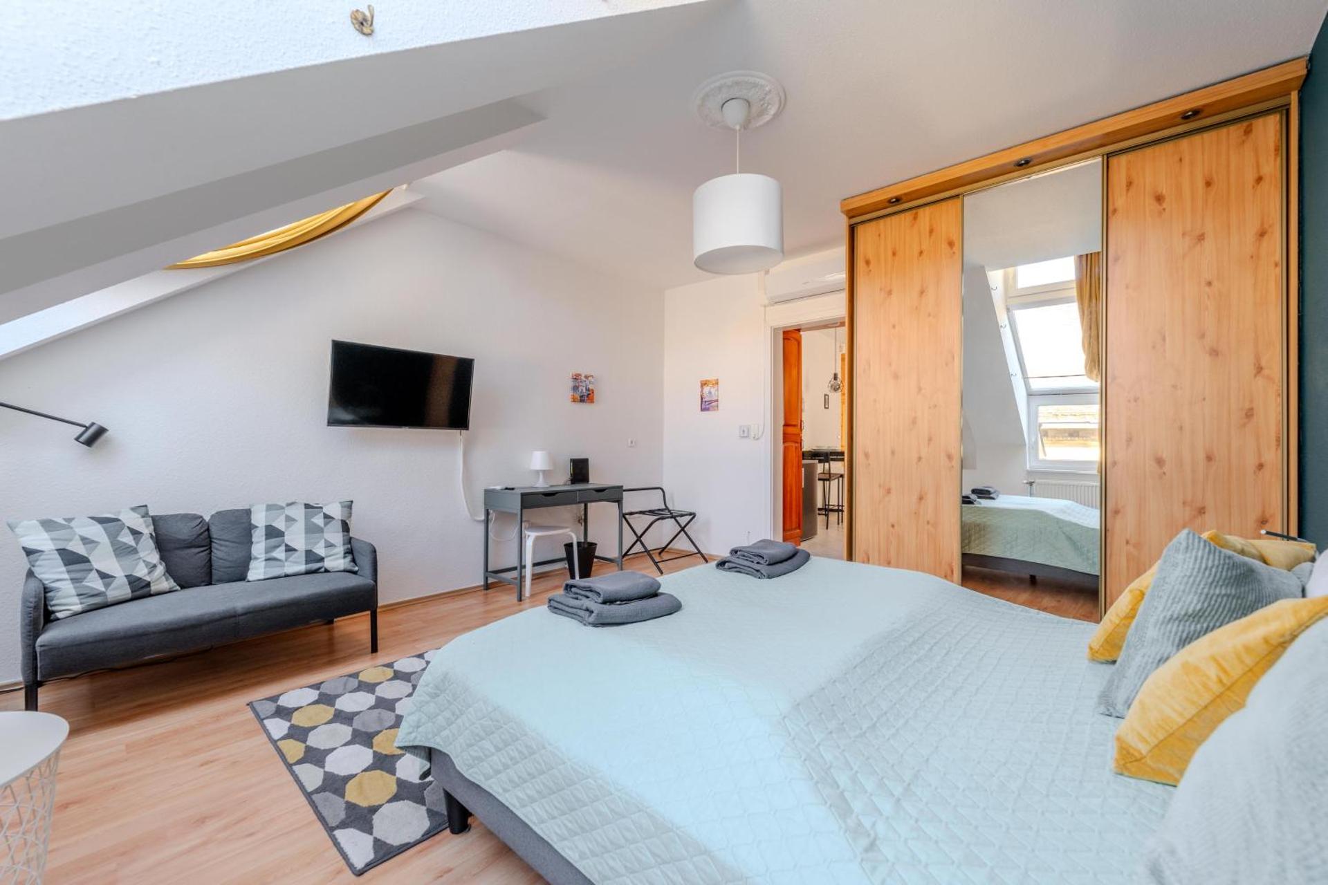 Cozy flat in the heart of Buda