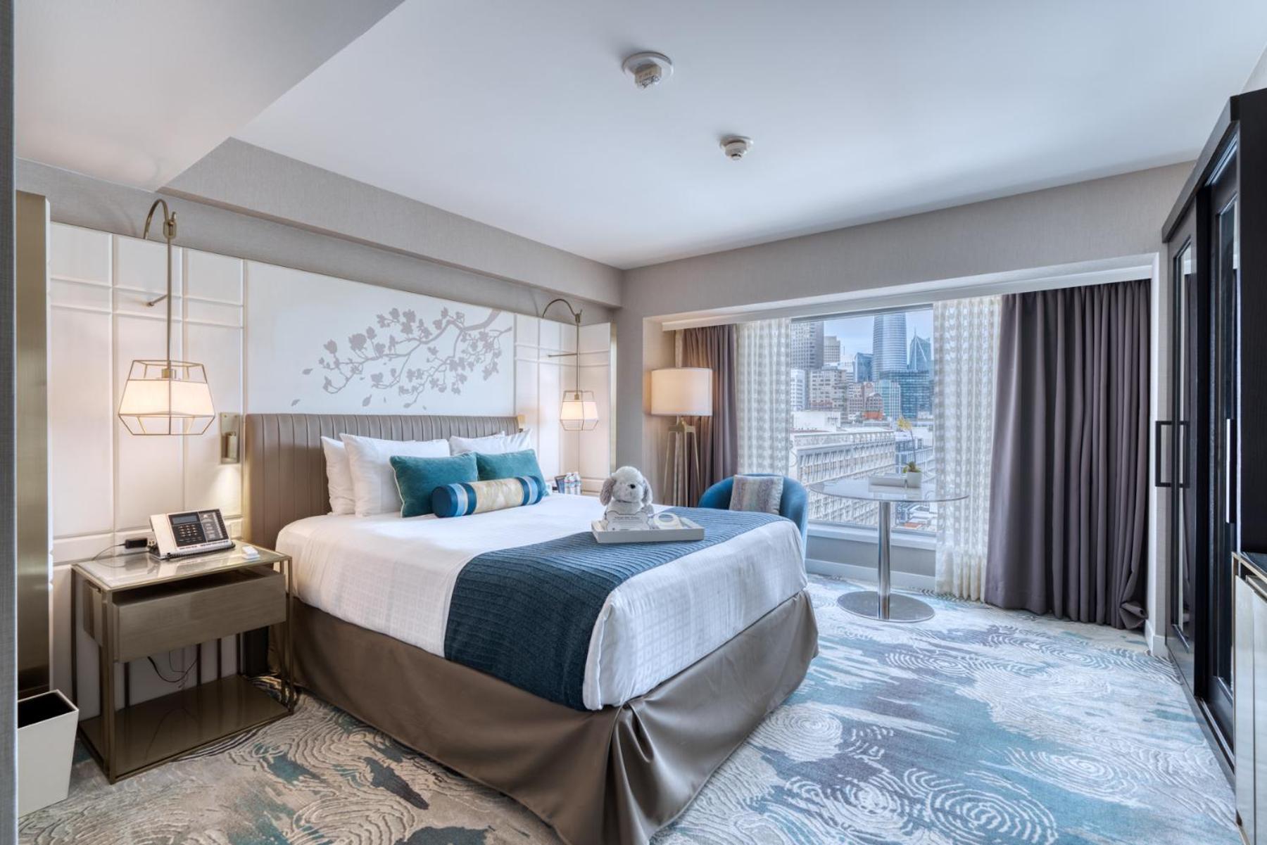 Deluxe 1 Queen - Disability Access