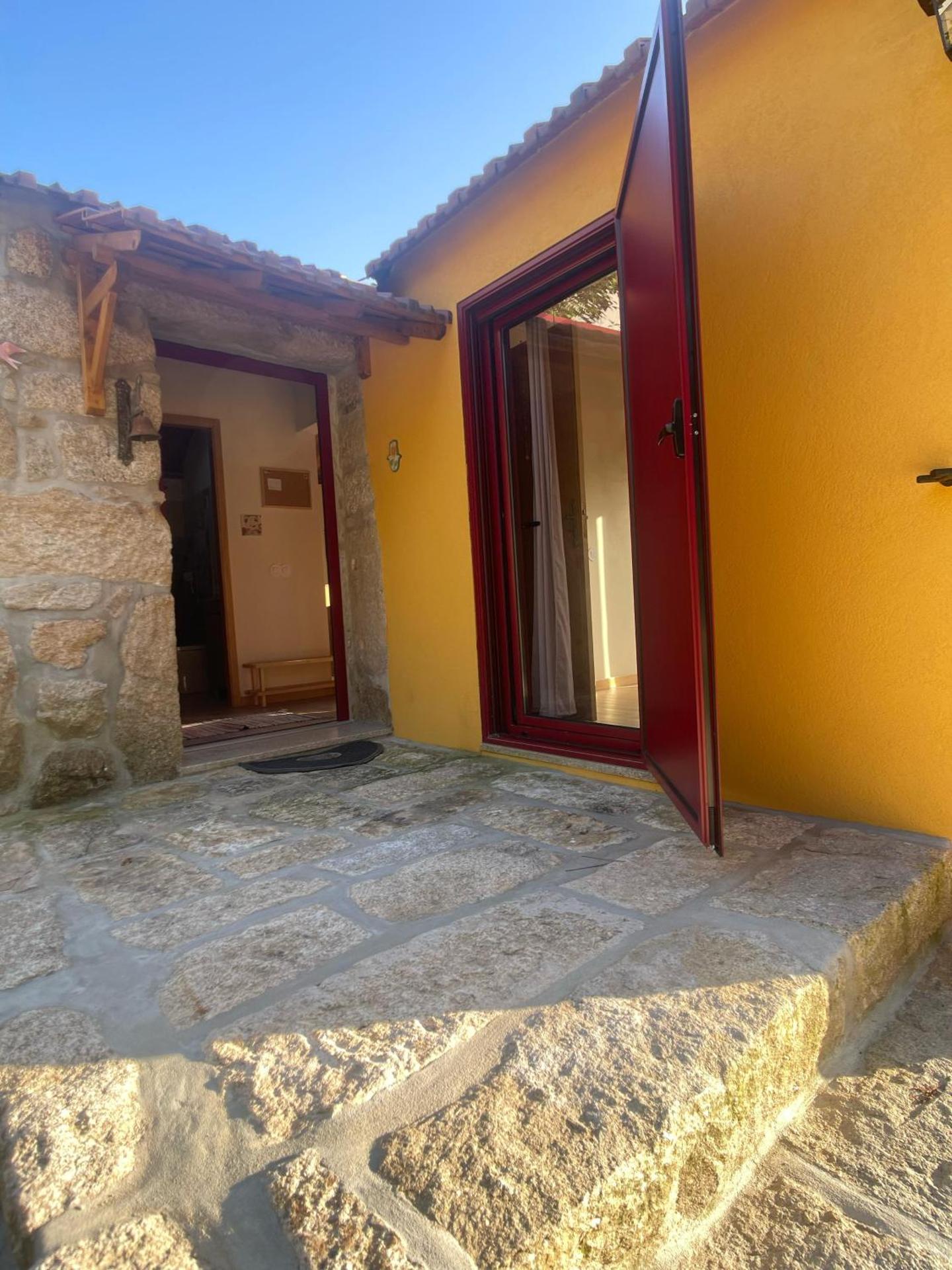 Nascente, place in nature next to a waterfall