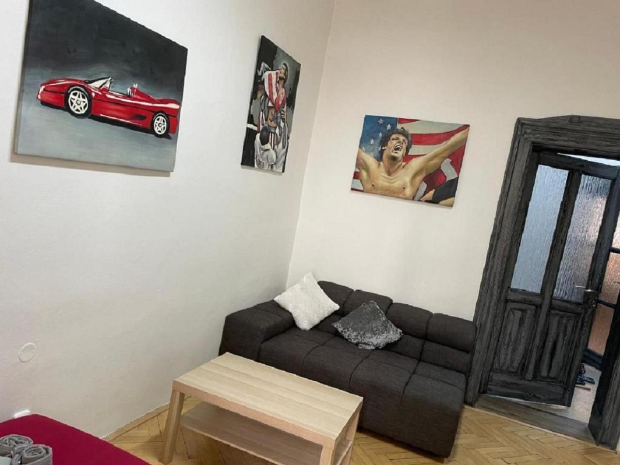 Red&Black Apartment City centr, Na Hradbách 118