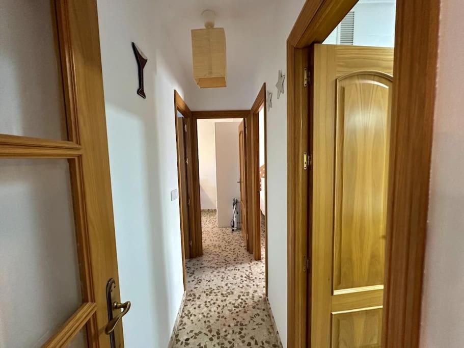 3 bedroom Private Home Cómpeta Free Parking
