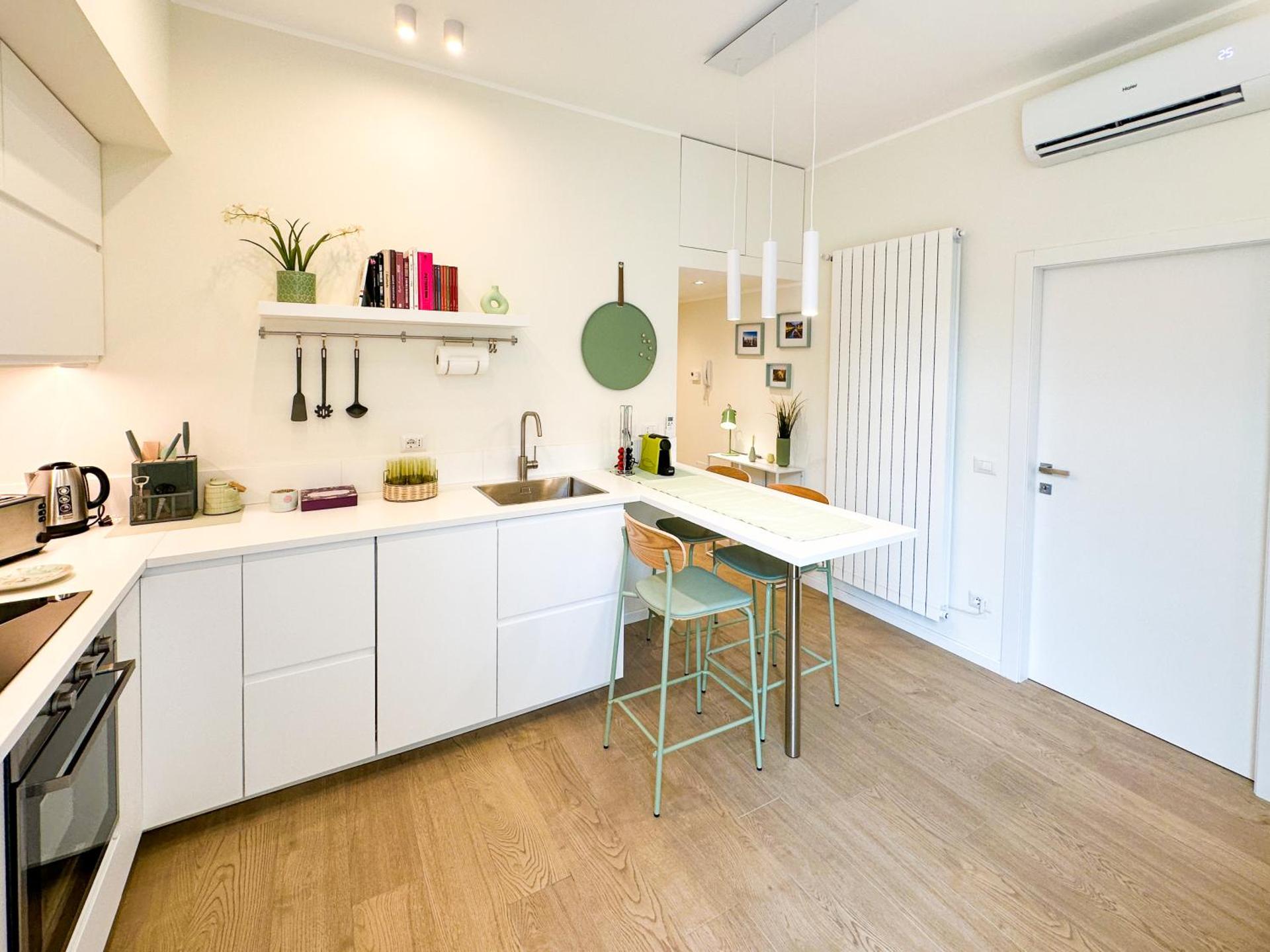 Kitchen or kitchenette