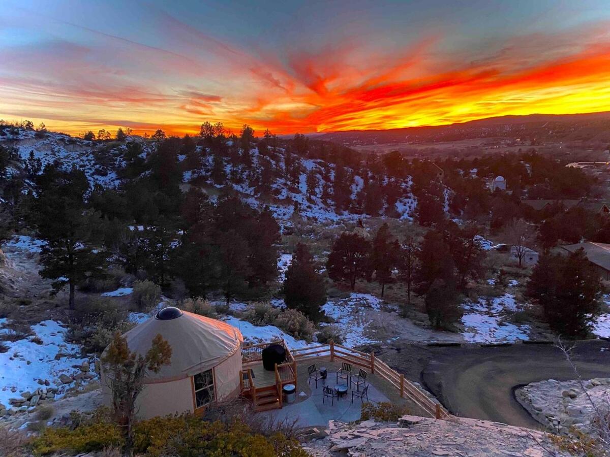 Yurt Overlook #8 with AC and Private Bath King Suite