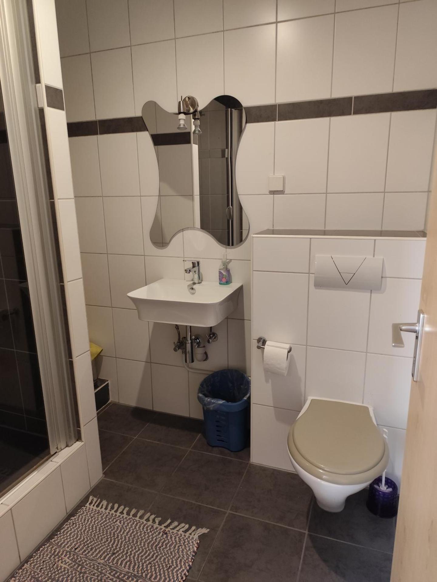 Standard Twin Room with Shared Bathroom