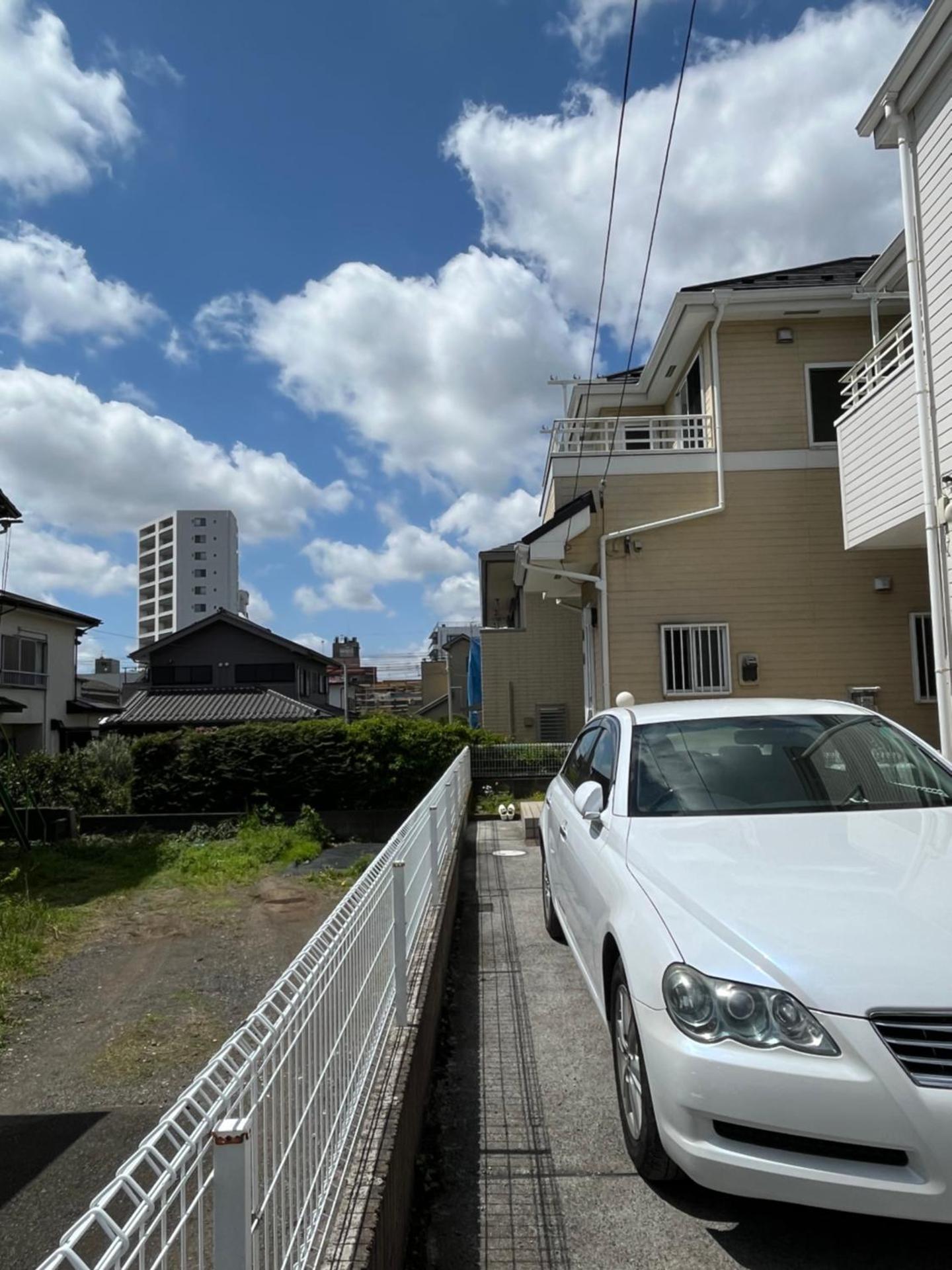 サンムーン鶴間