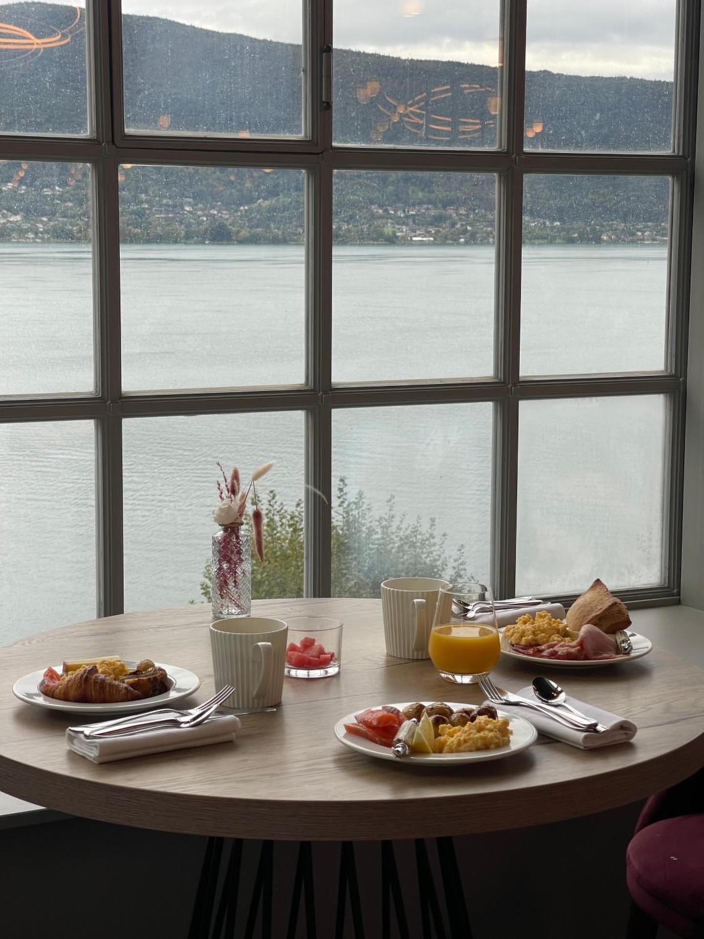 Le Palace De Menthon