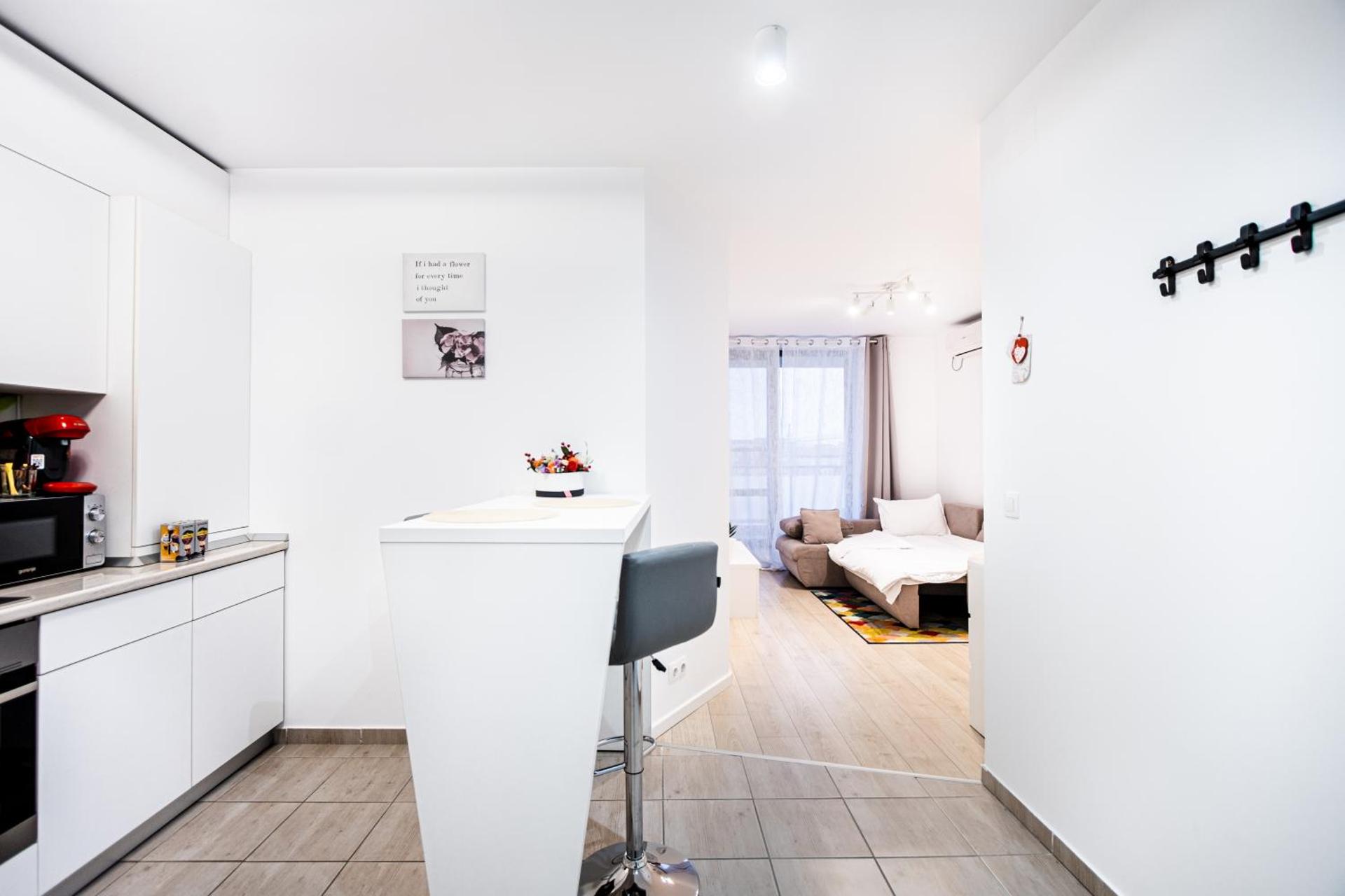 Jasmine Luxury Aviatiei